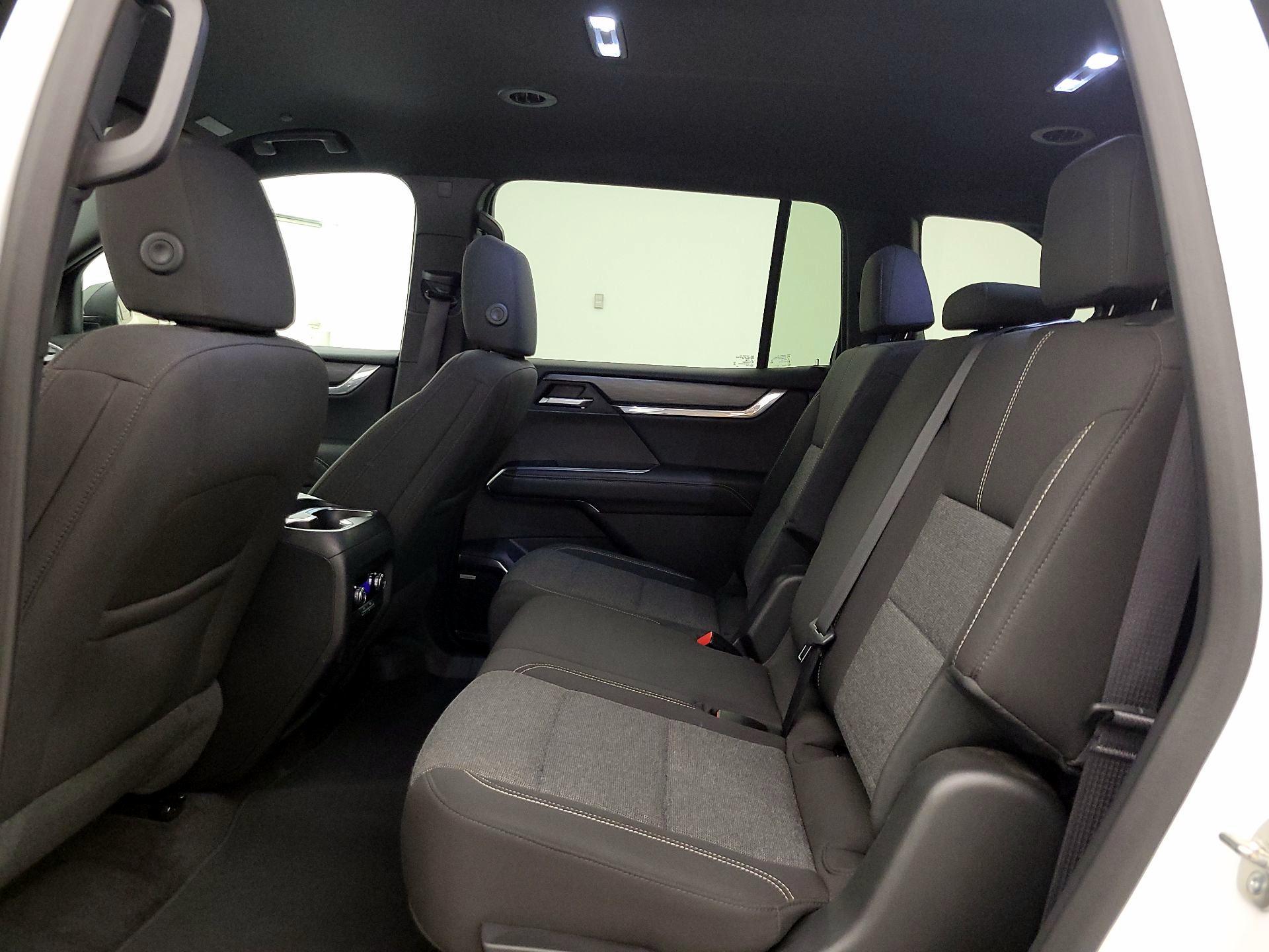 Thumbnail: 2025 GMC Acadia - 20