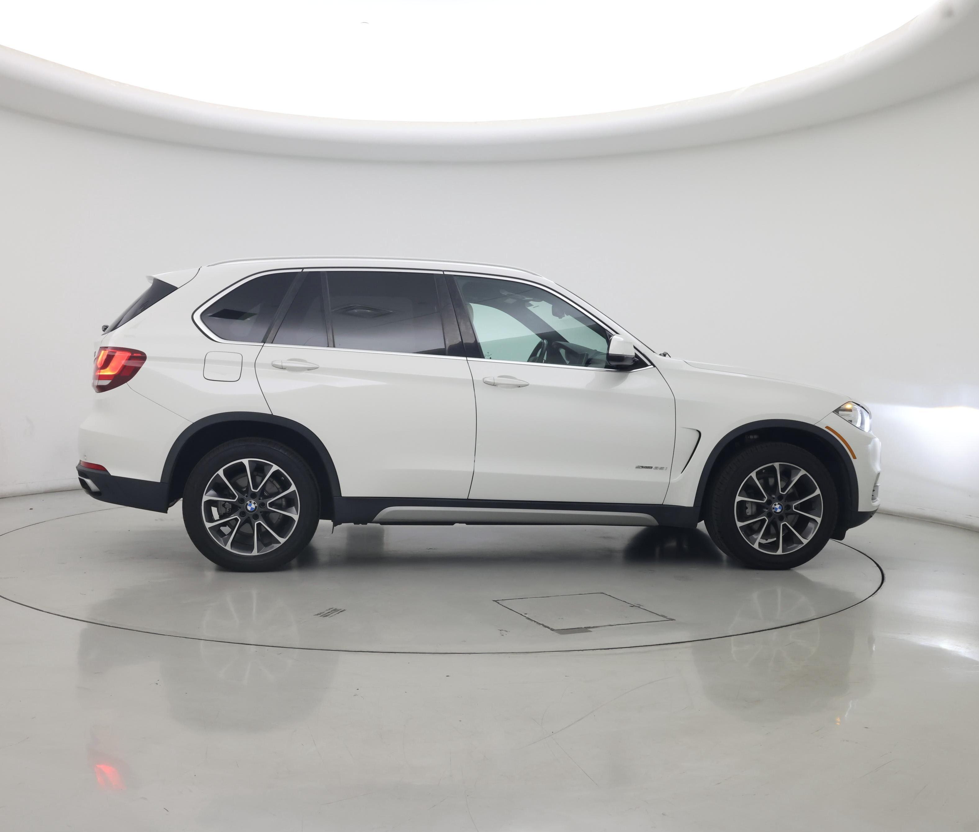 Thumbnail: 2018 BMW X5 - 7