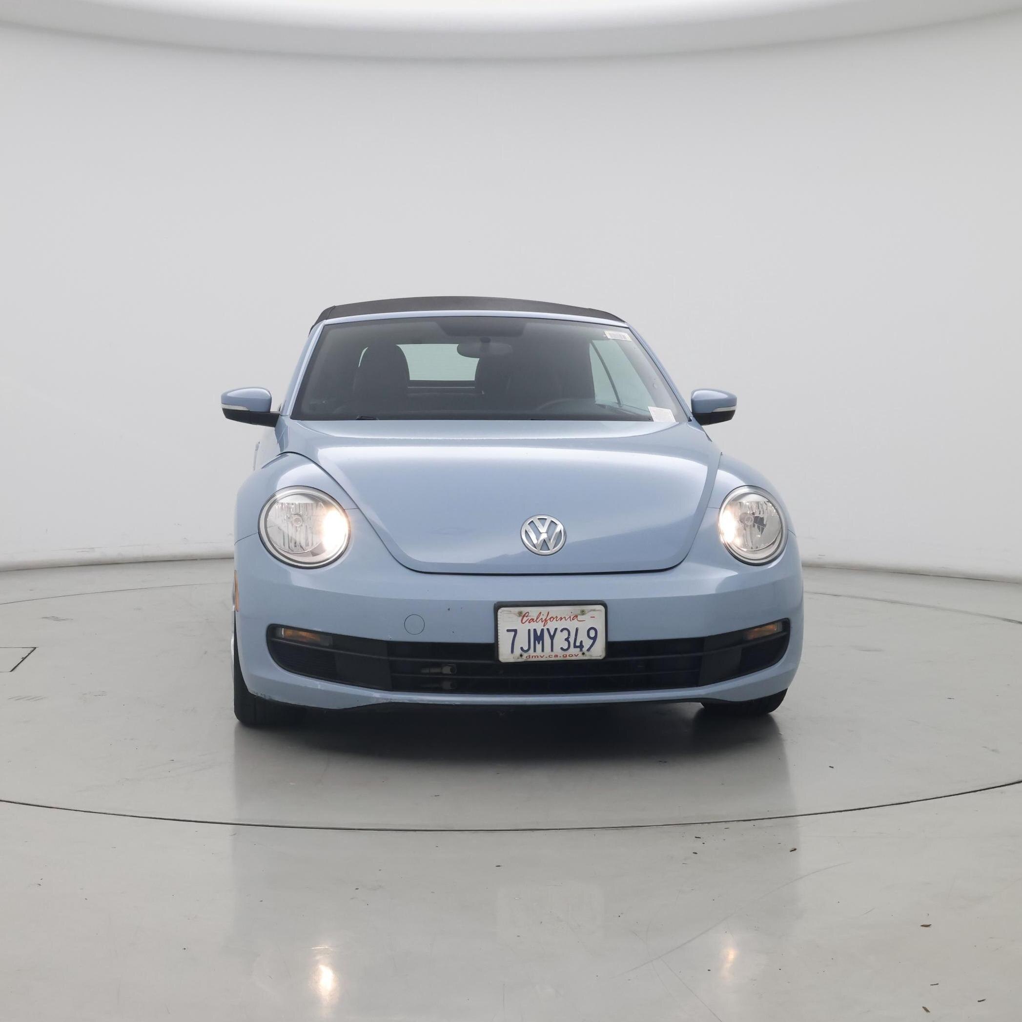 Thumbnail: 2015 Volkswagen Beetle - 5