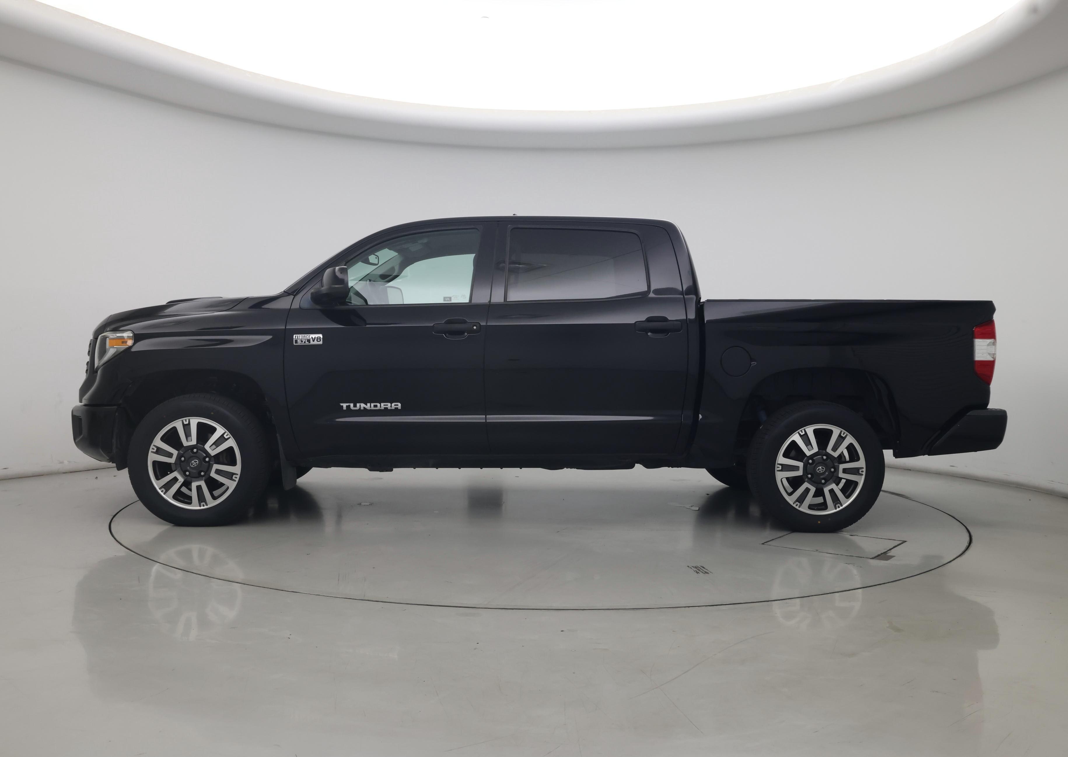 Thumbnail: 2018 Toyota Tundra - 3