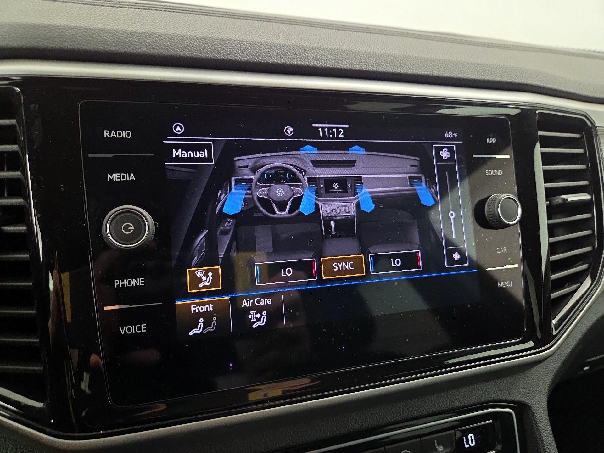 Thumbnail: 2022 Volkswagen Atlas - 16