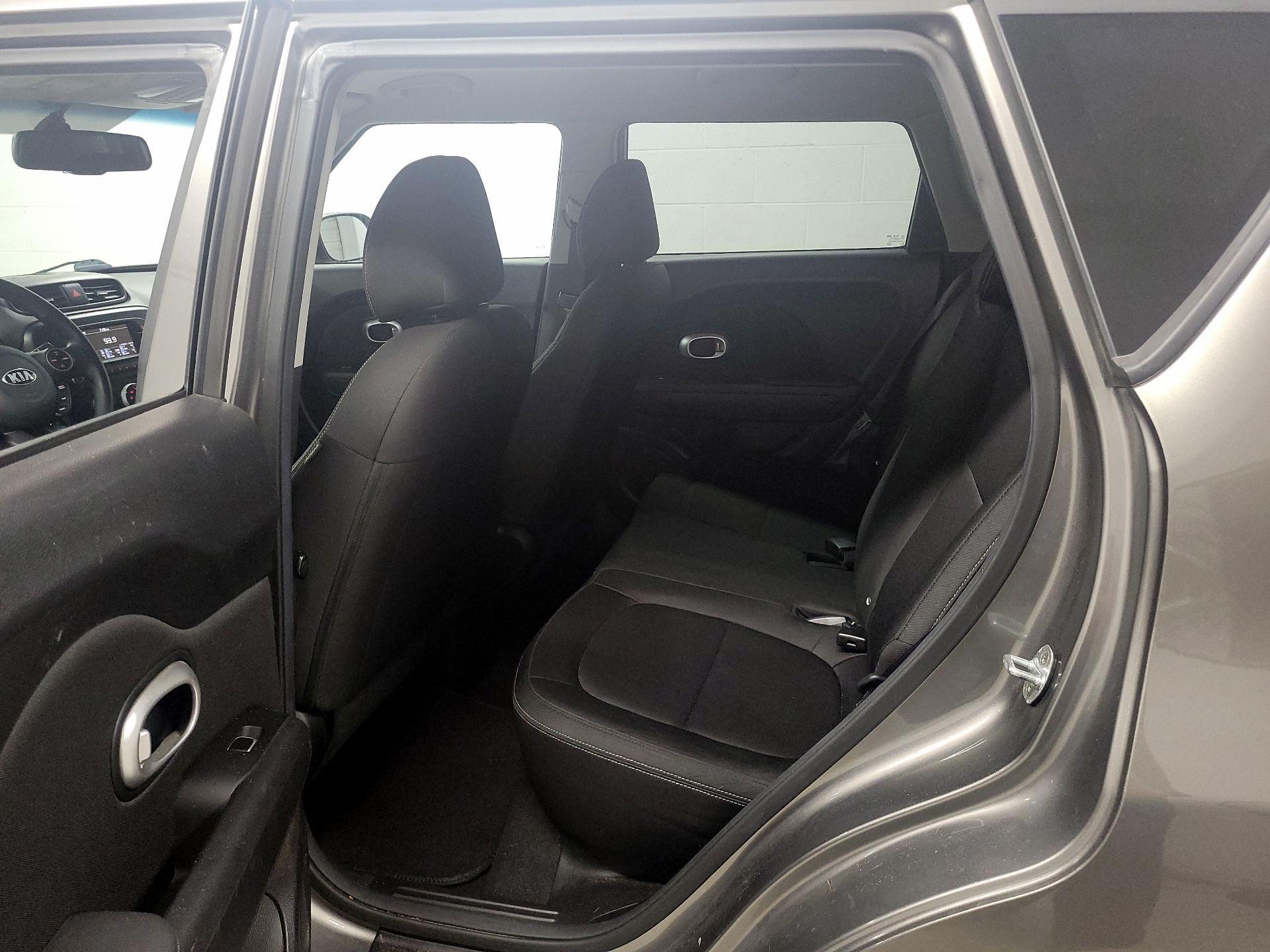 Thumbnail: 2017 Kia Soul - 17