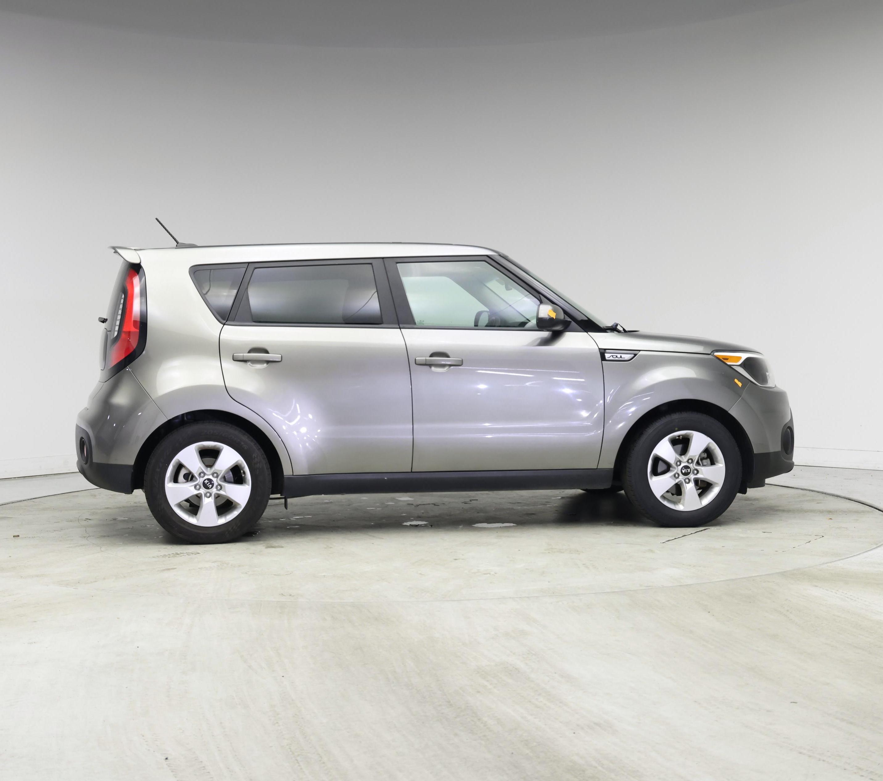 Thumbnail: 2017 Kia Soul - 7