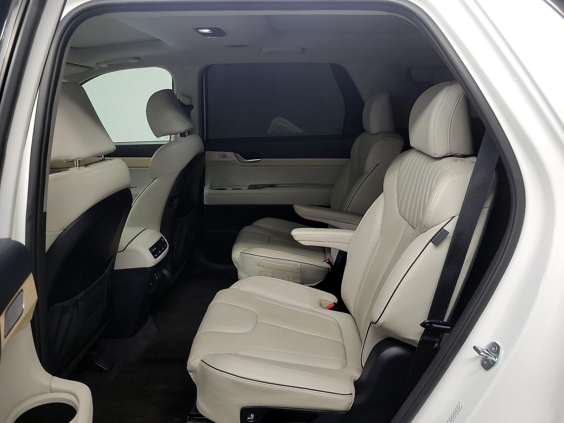 Thumbnail: 2023 Hyundai Palisade - 18