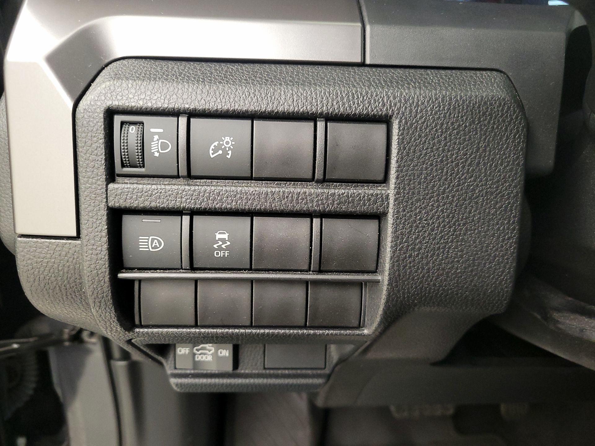 Thumbnail: 2024 Toyota Tacoma - 13