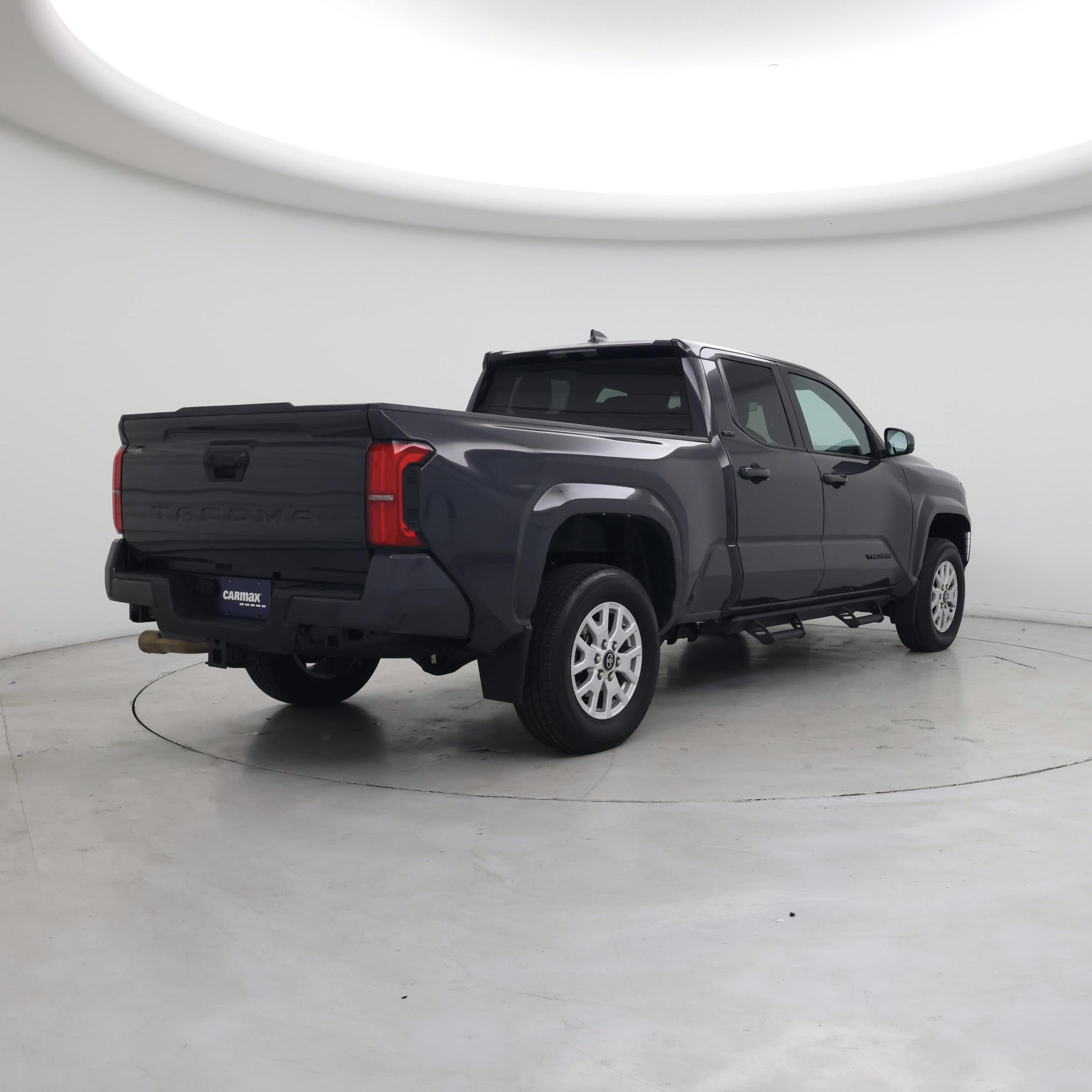 Thumbnail: 2024 Toyota Tacoma - 8