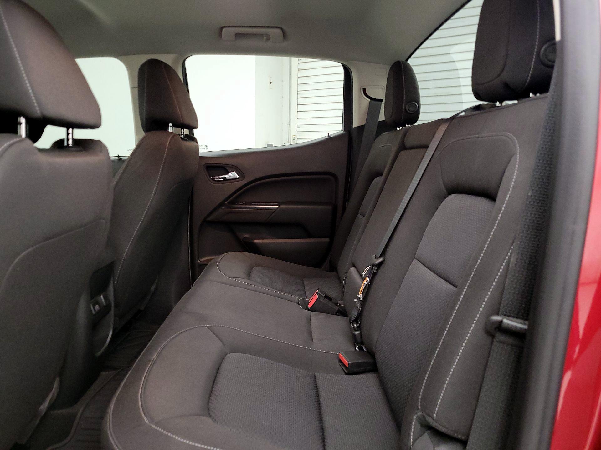 Thumbnail: 2015 Chevrolet Colorado - 19