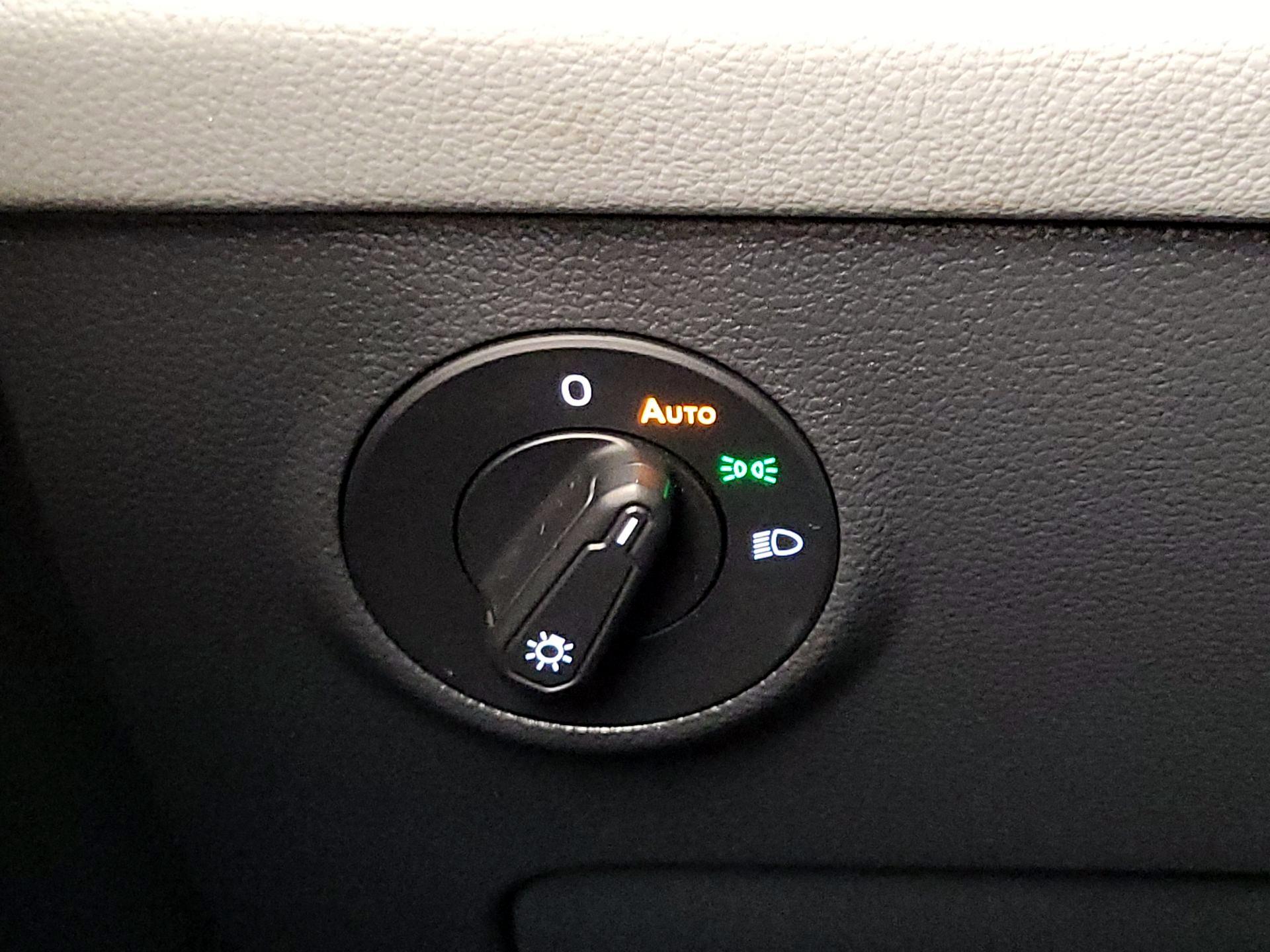 Thumbnail: 2023 Volkswagen Taos - 13