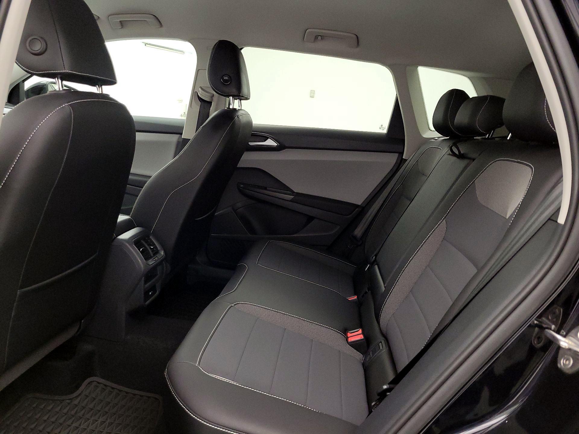 Thumbnail: 2023 Volkswagen Taos - 19