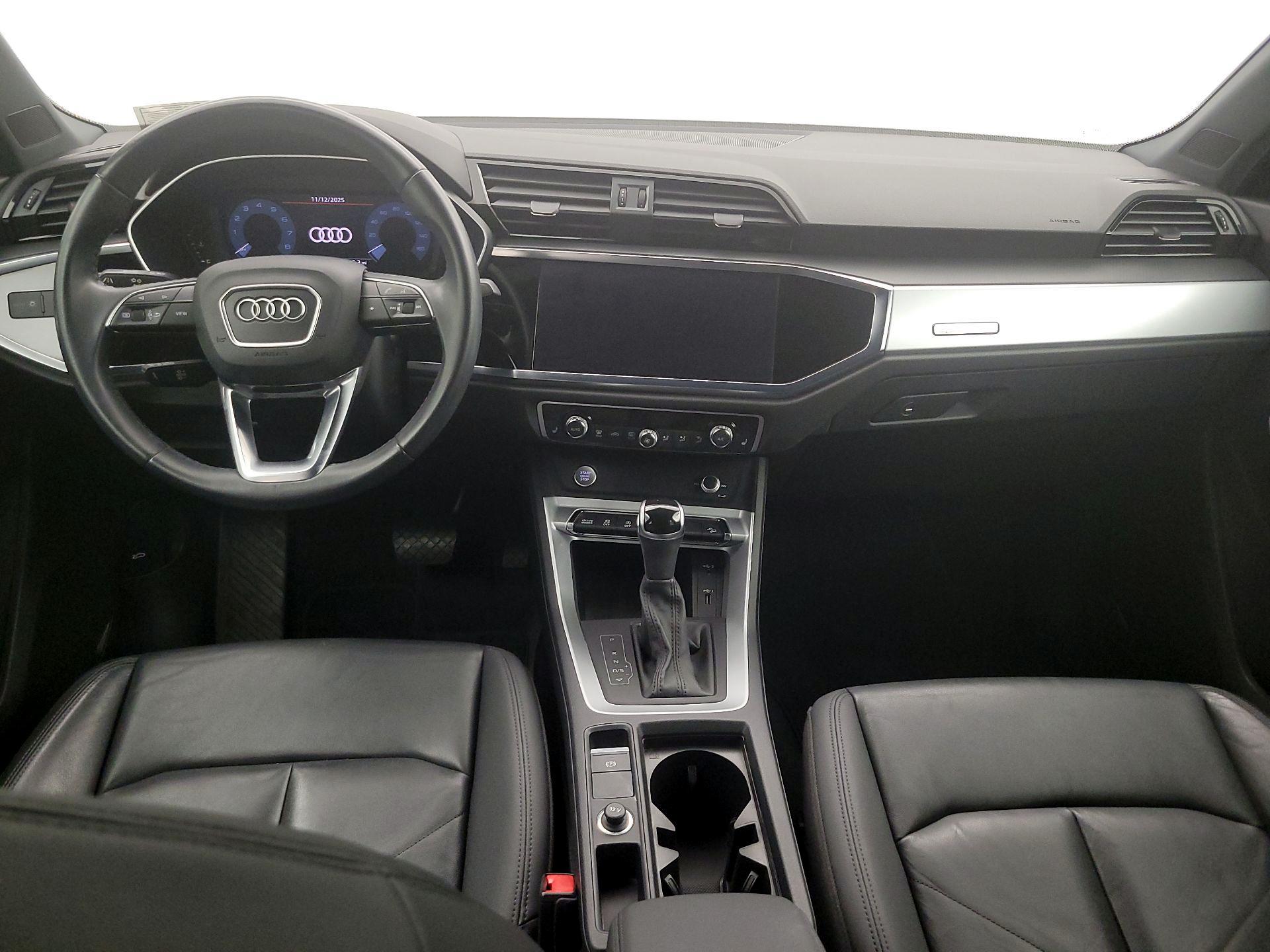 Thumbnail: 2020 Audi Q3 - 9