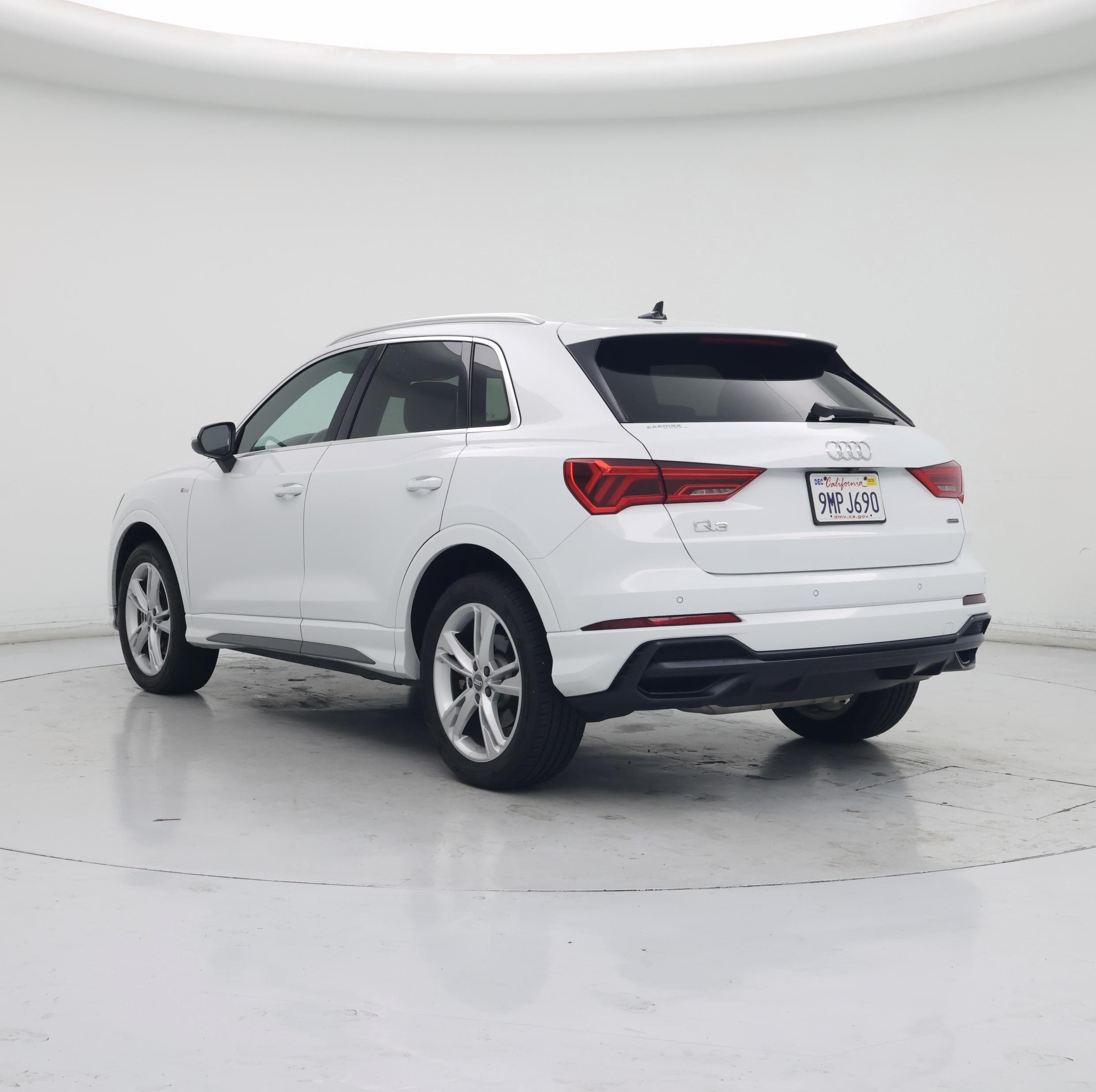 Thumbnail: 2020 Audi Q3 - 2