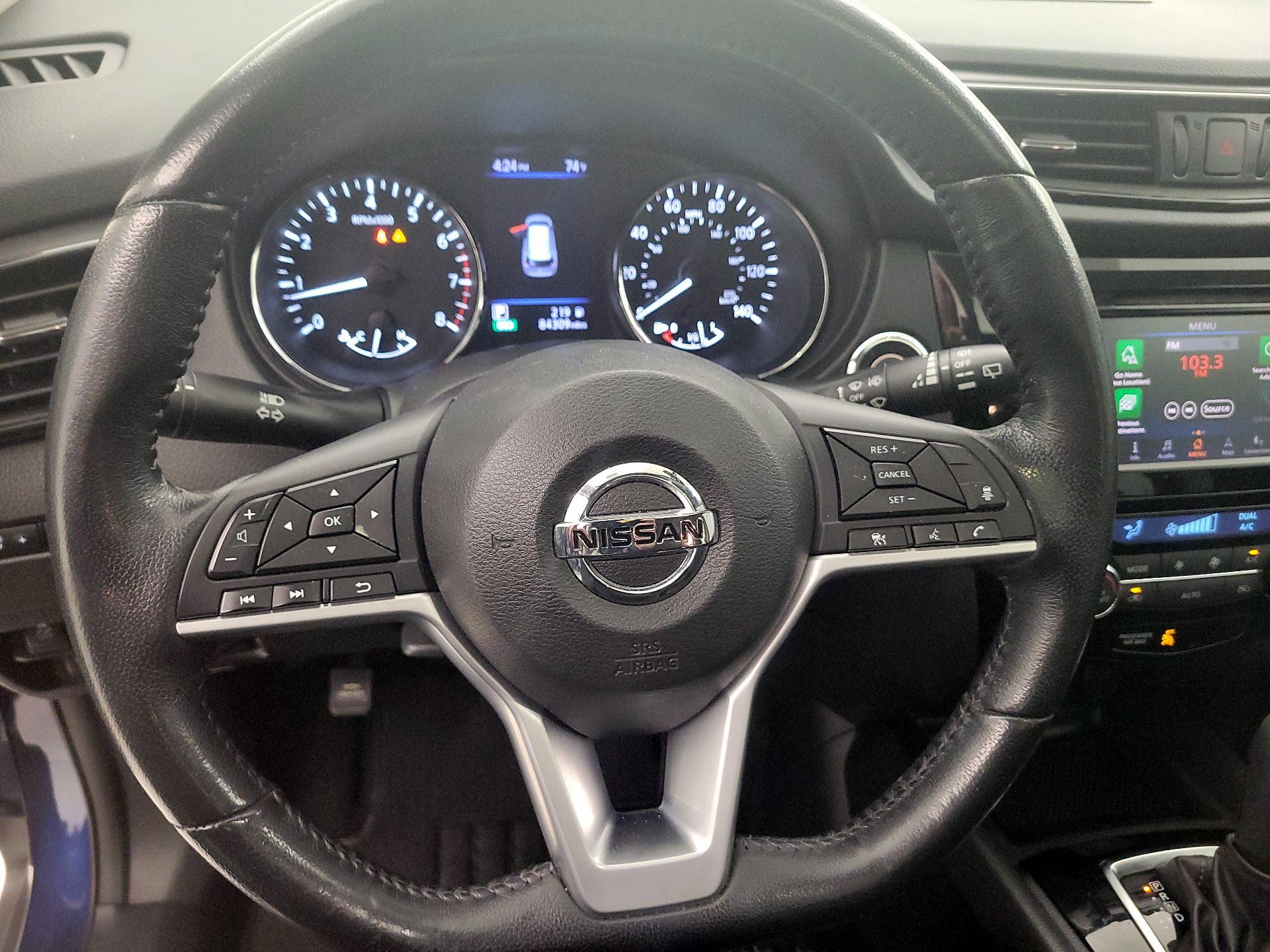 Thumbnail: 2018 Nissan Rogue - 10