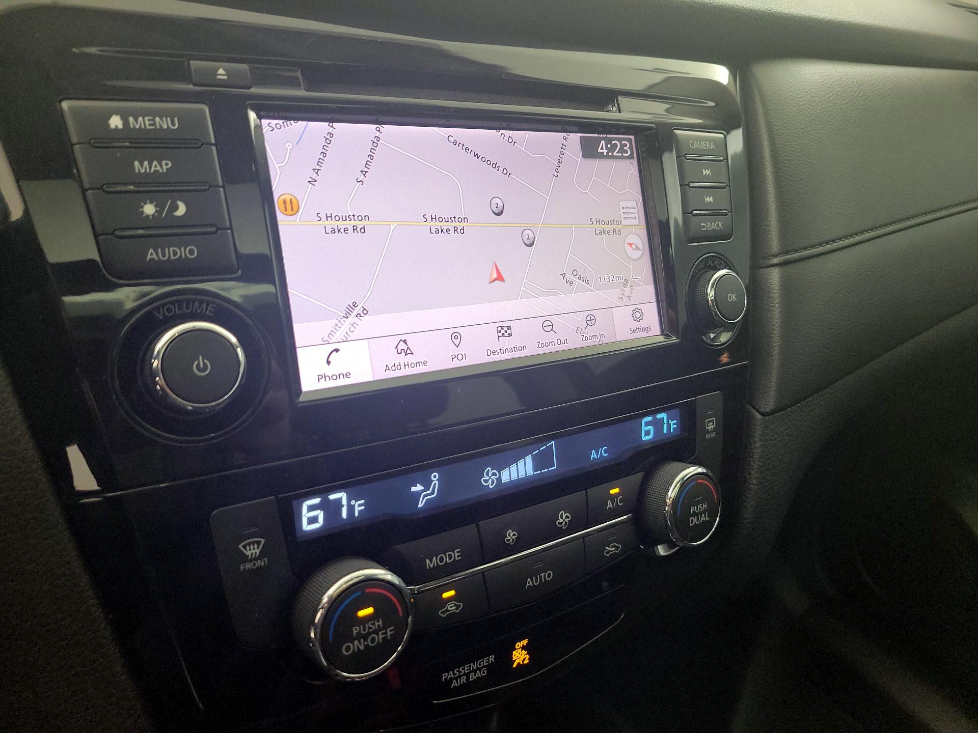 Thumbnail: 2018 Nissan Rogue - 14