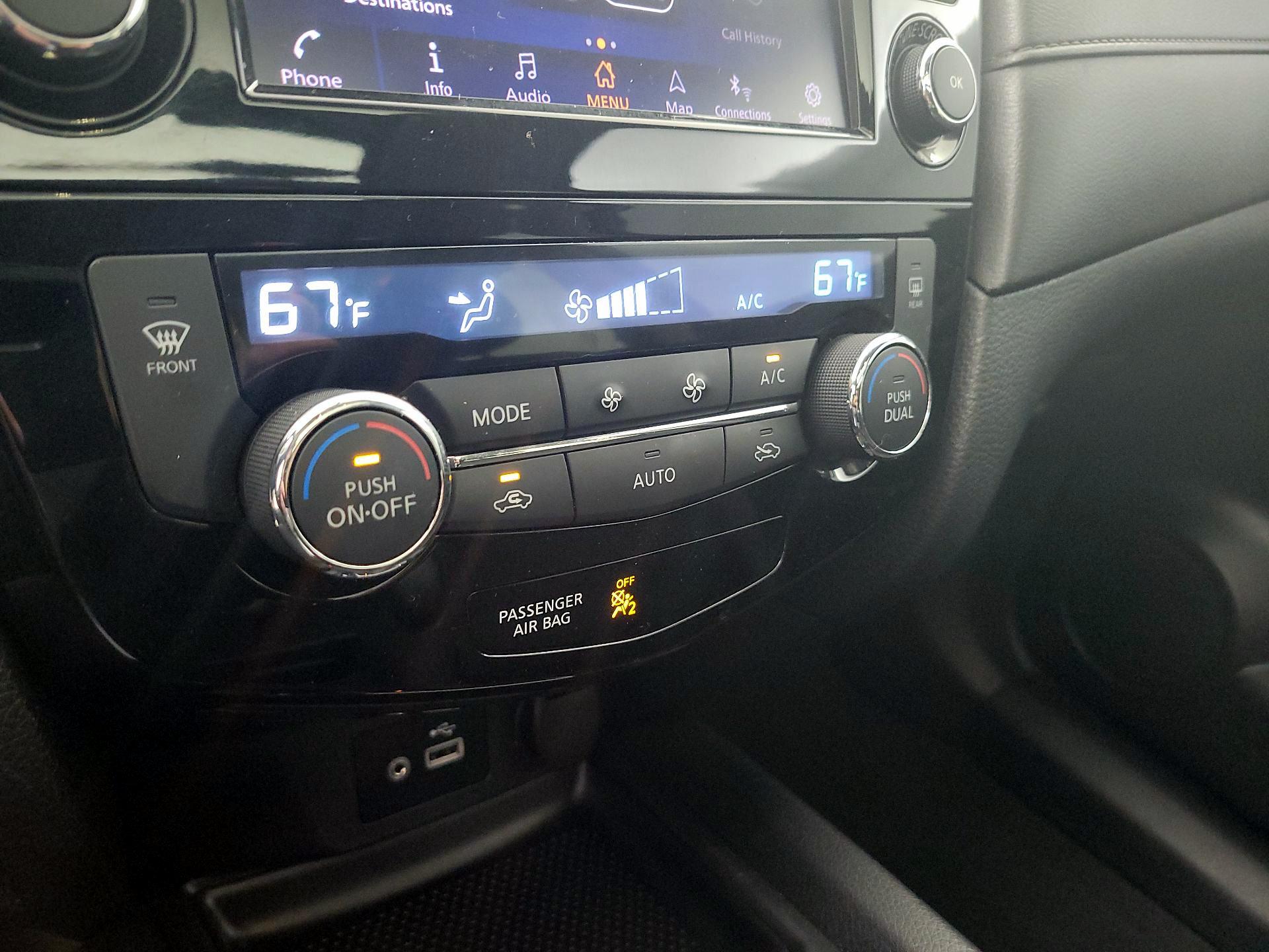 Thumbnail: 2018 Nissan Rogue - 17