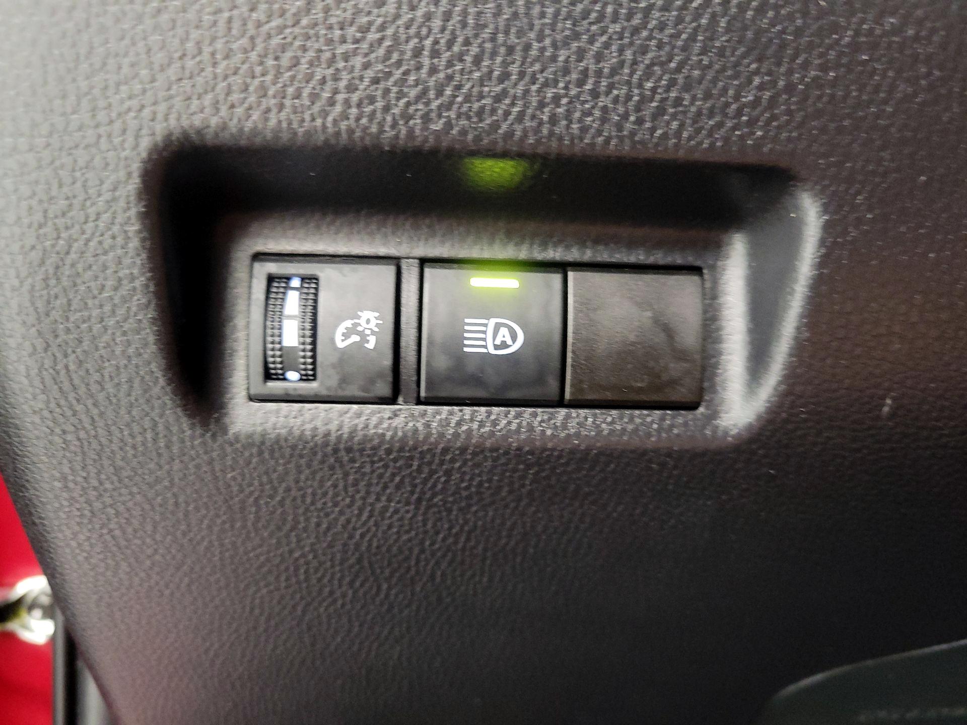 Thumbnail: 2024 Toyota RAV4 - 13