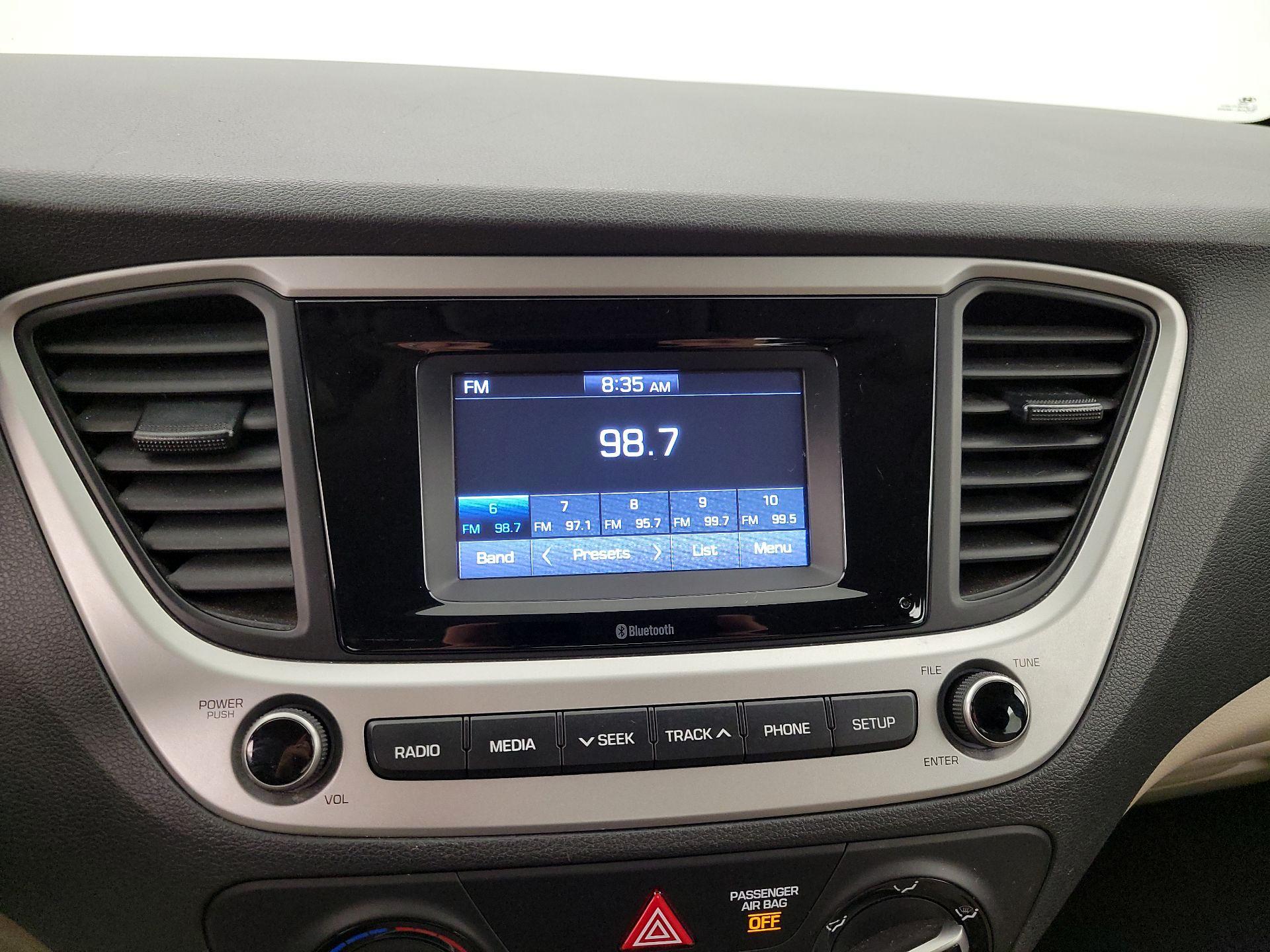 Thumbnail: 2021 Hyundai Accent - 15