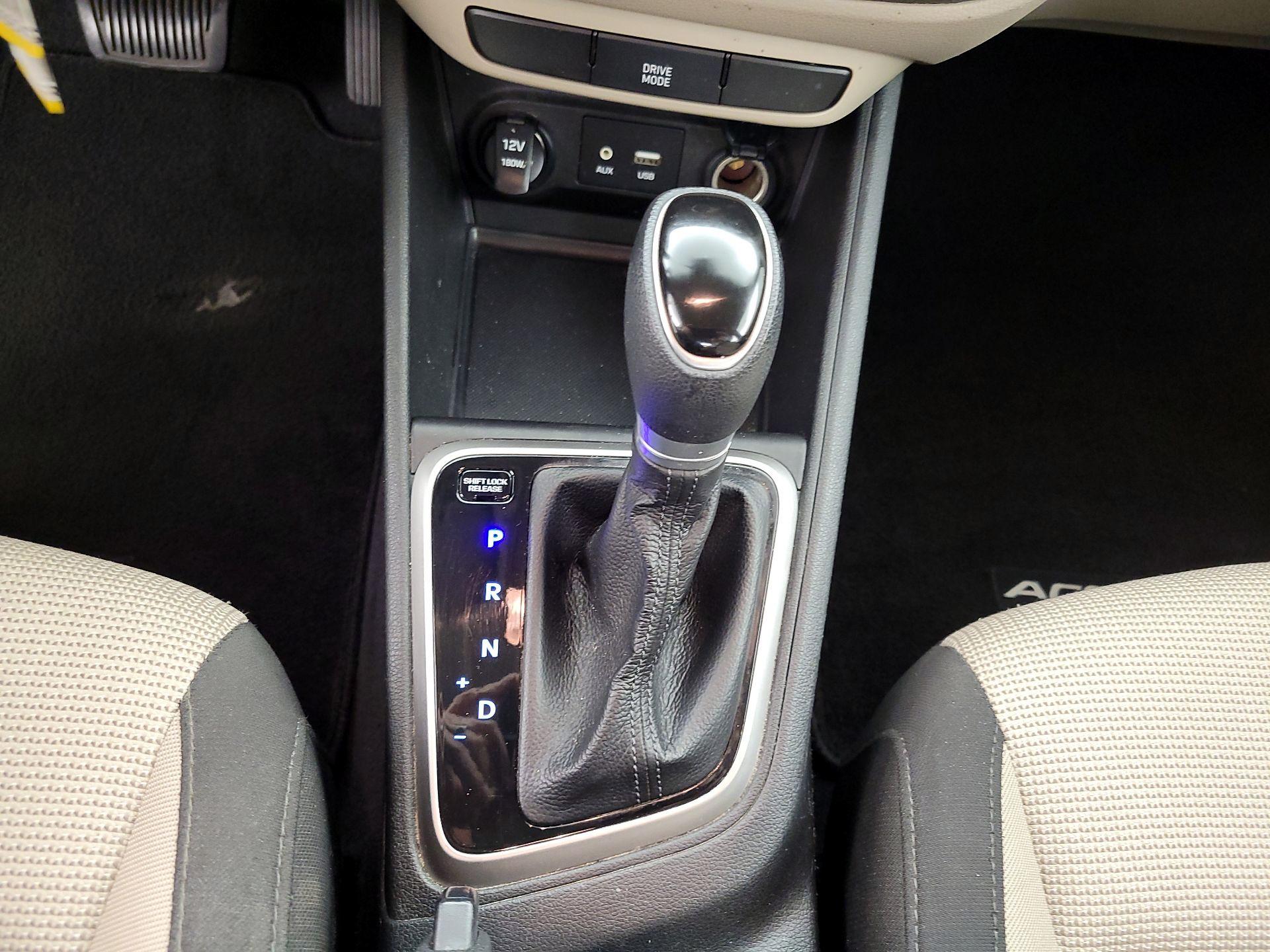 Thumbnail: 2021 Hyundai Accent - 17