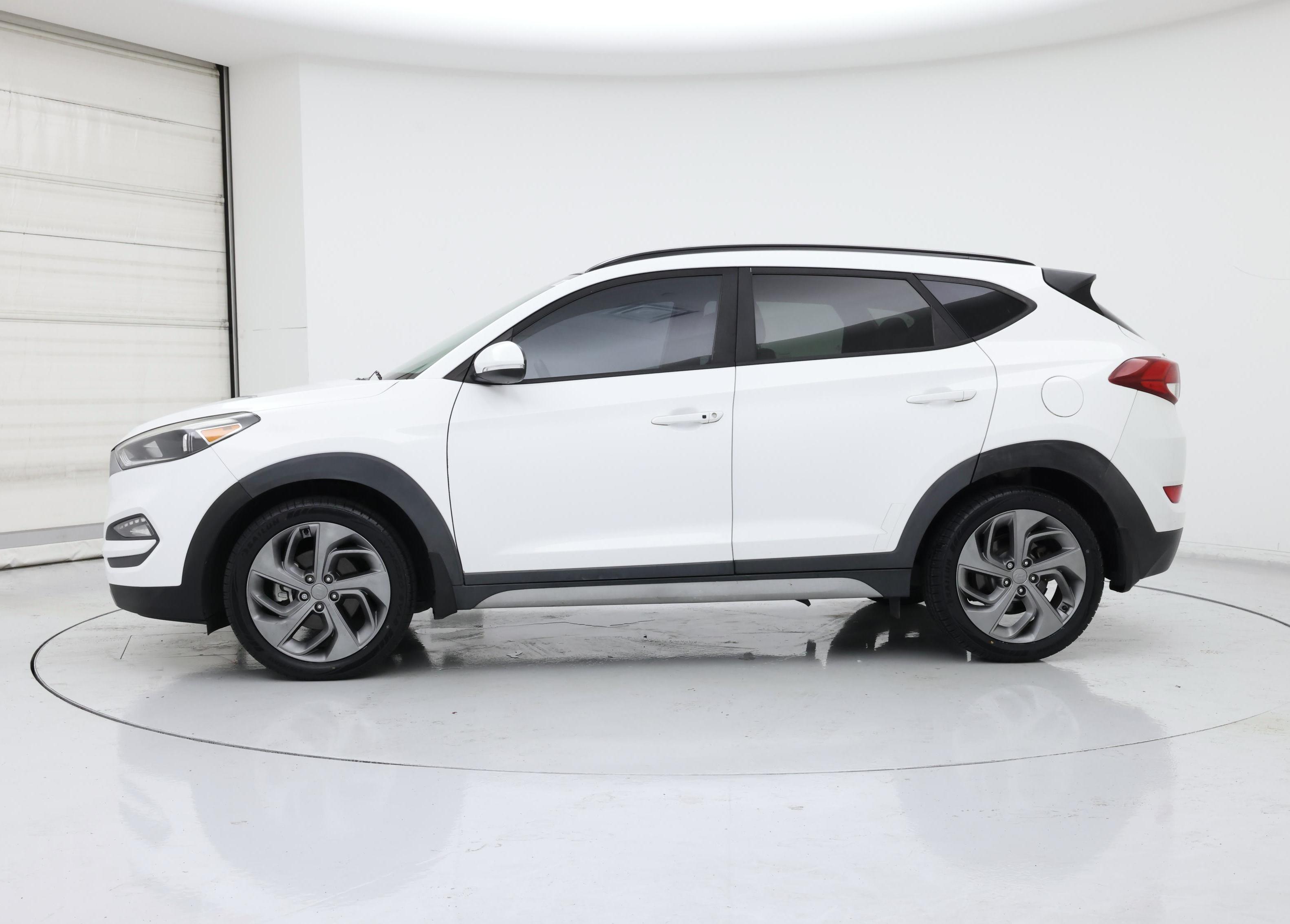 Thumbnail: 2018 Hyundai Tucson - 3