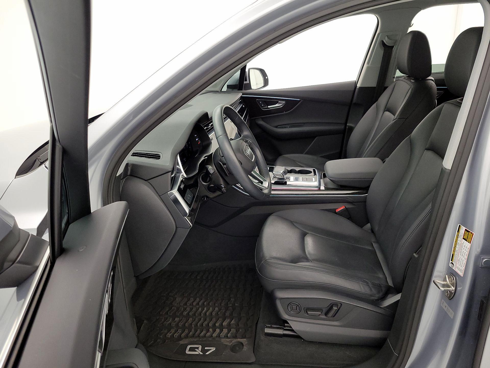 Thumbnail: 2022 Audi Q7 - 11