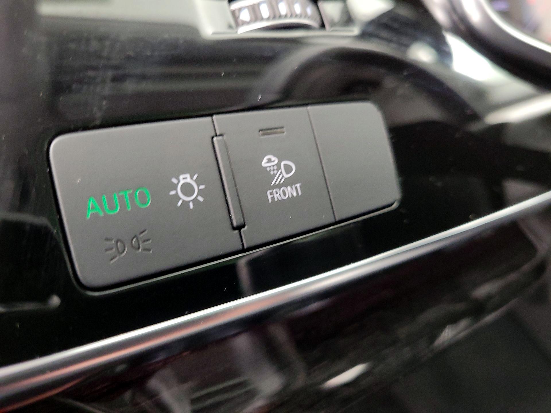 Thumbnail: 2022 Audi Q7 - 13