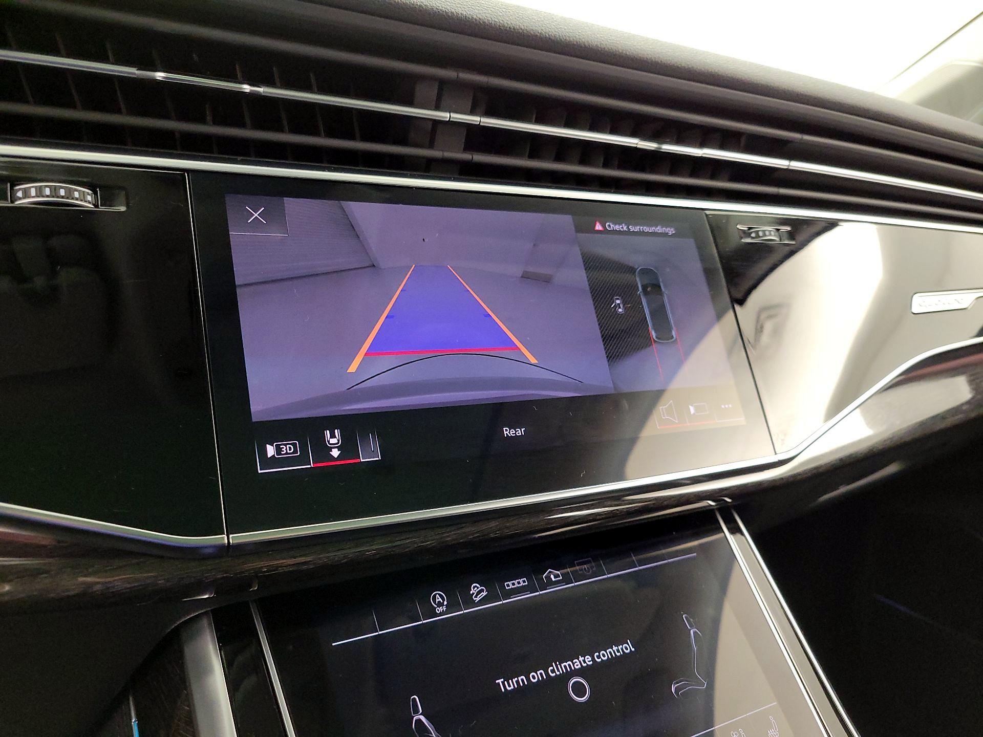 Thumbnail: 2022 Audi Q7 - 15