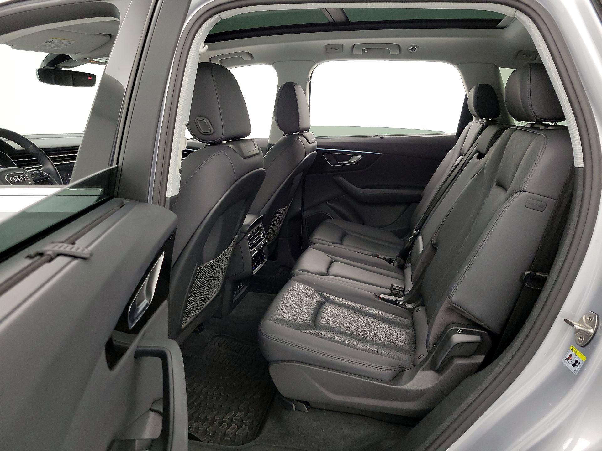 Thumbnail: 2022 Audi Q7 - 20