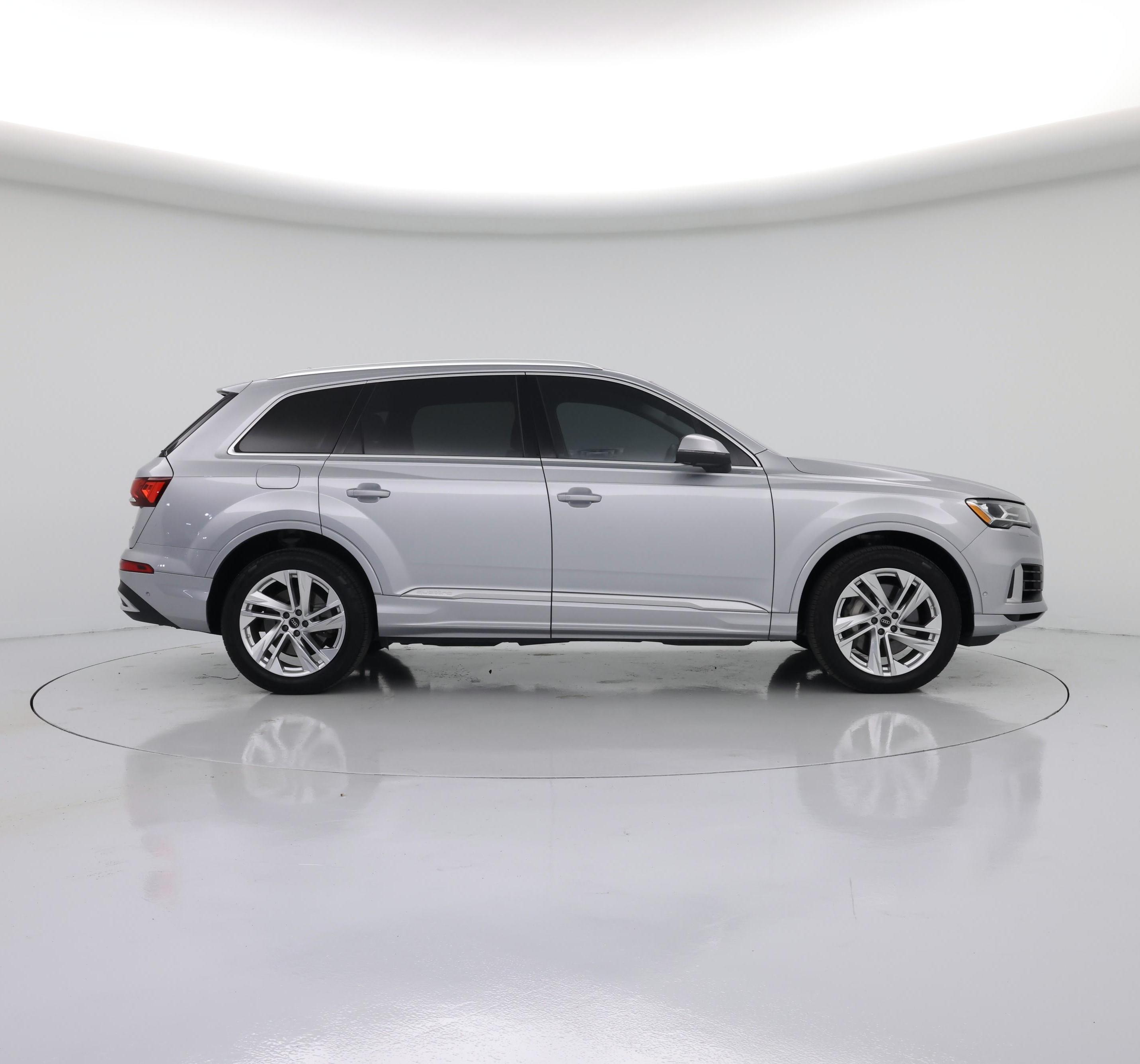 Thumbnail: 2022 Audi Q7 - 7