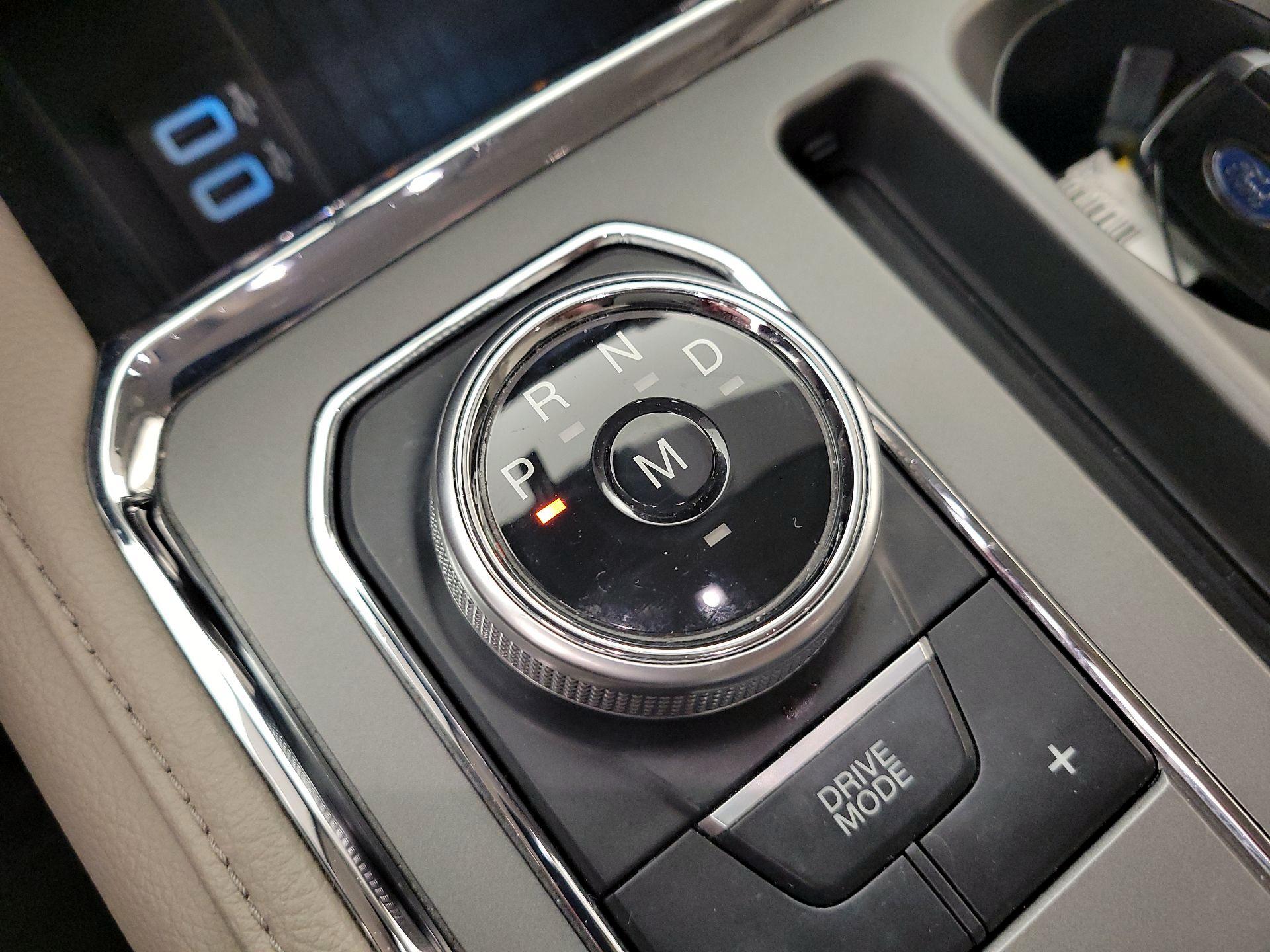 Thumbnail: 2019 Ford Expedition - 18