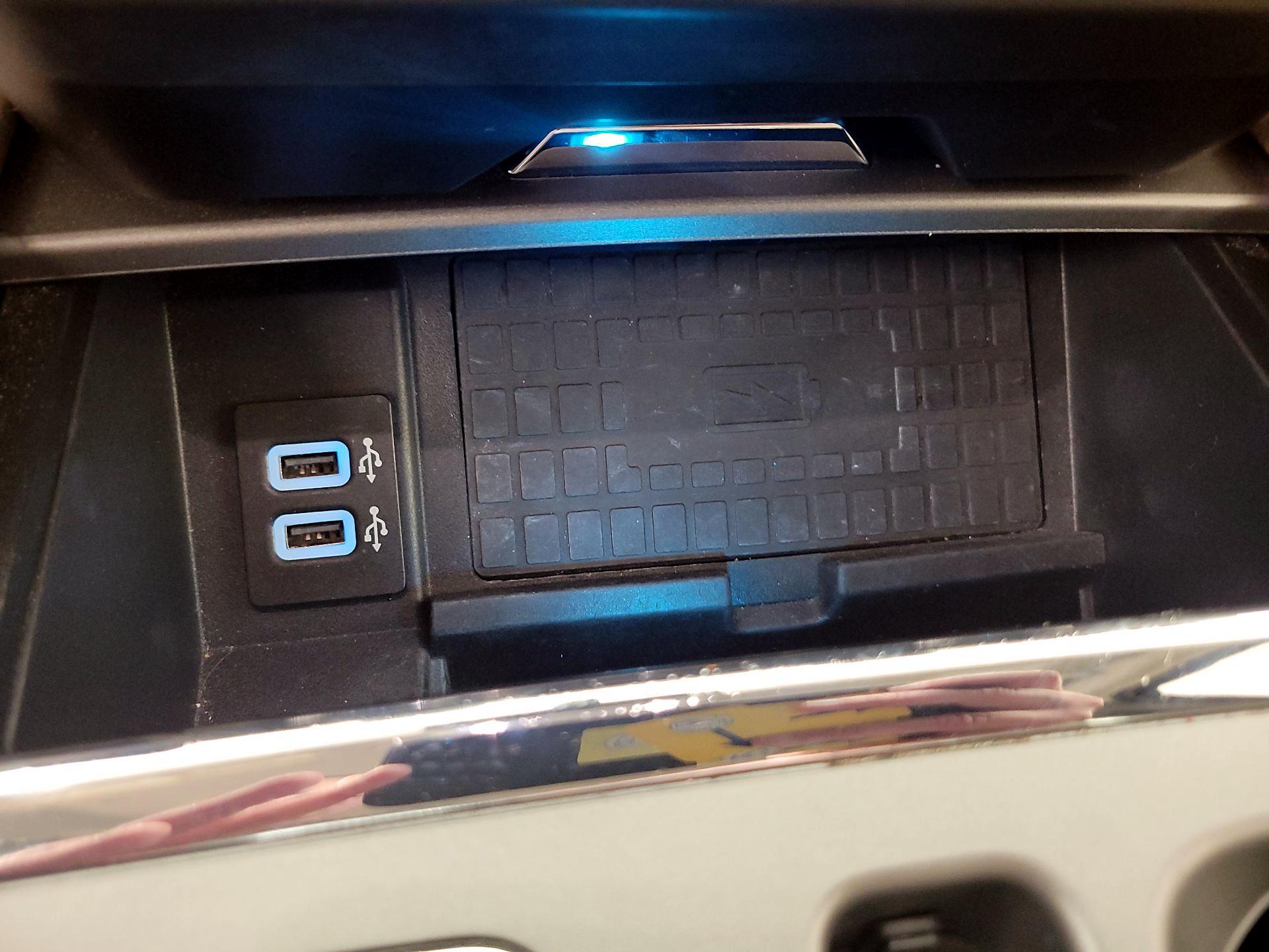 Thumbnail: 2019 Ford Expedition - 19