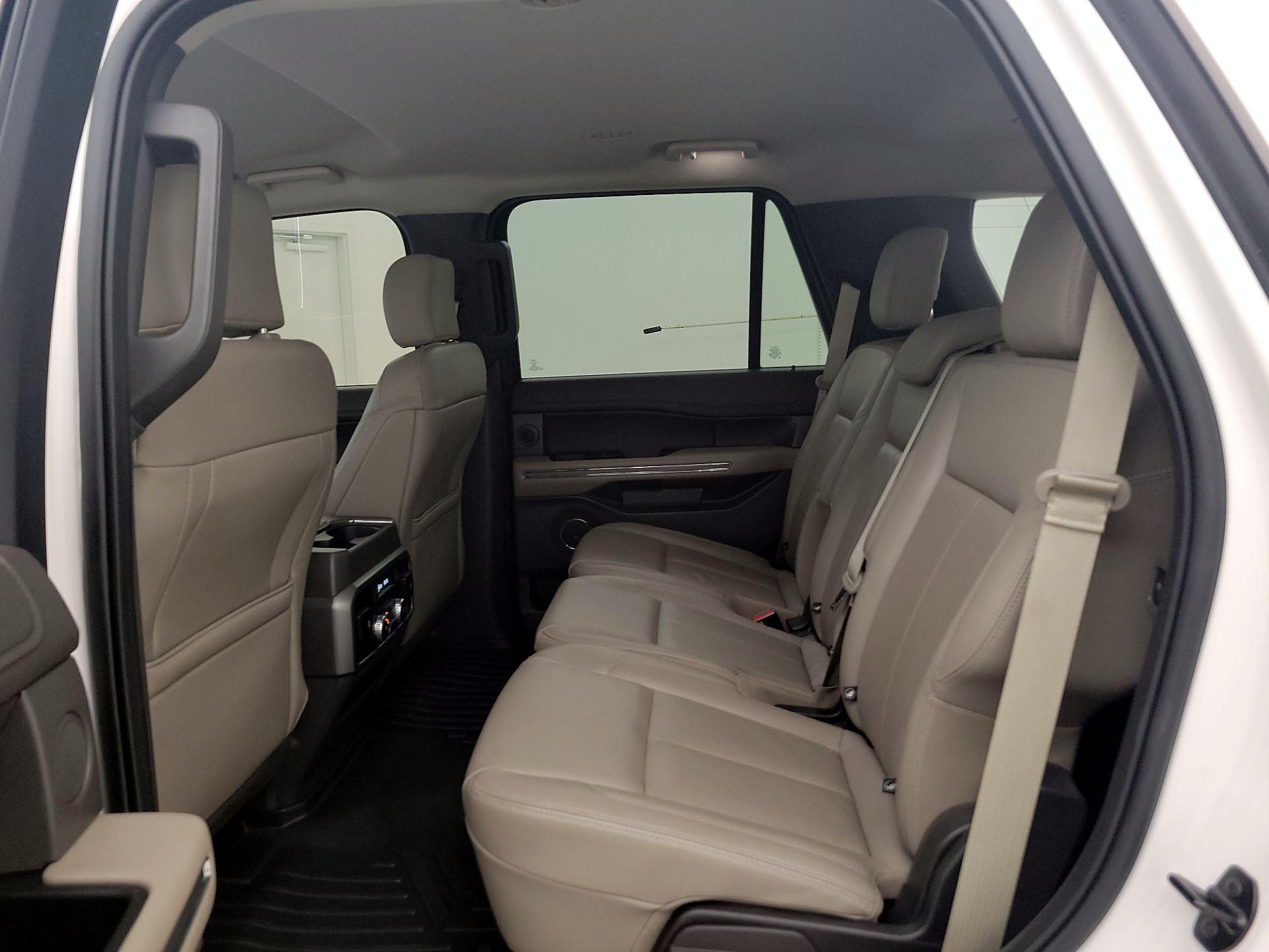 Thumbnail: 2019 Ford Expedition - 20