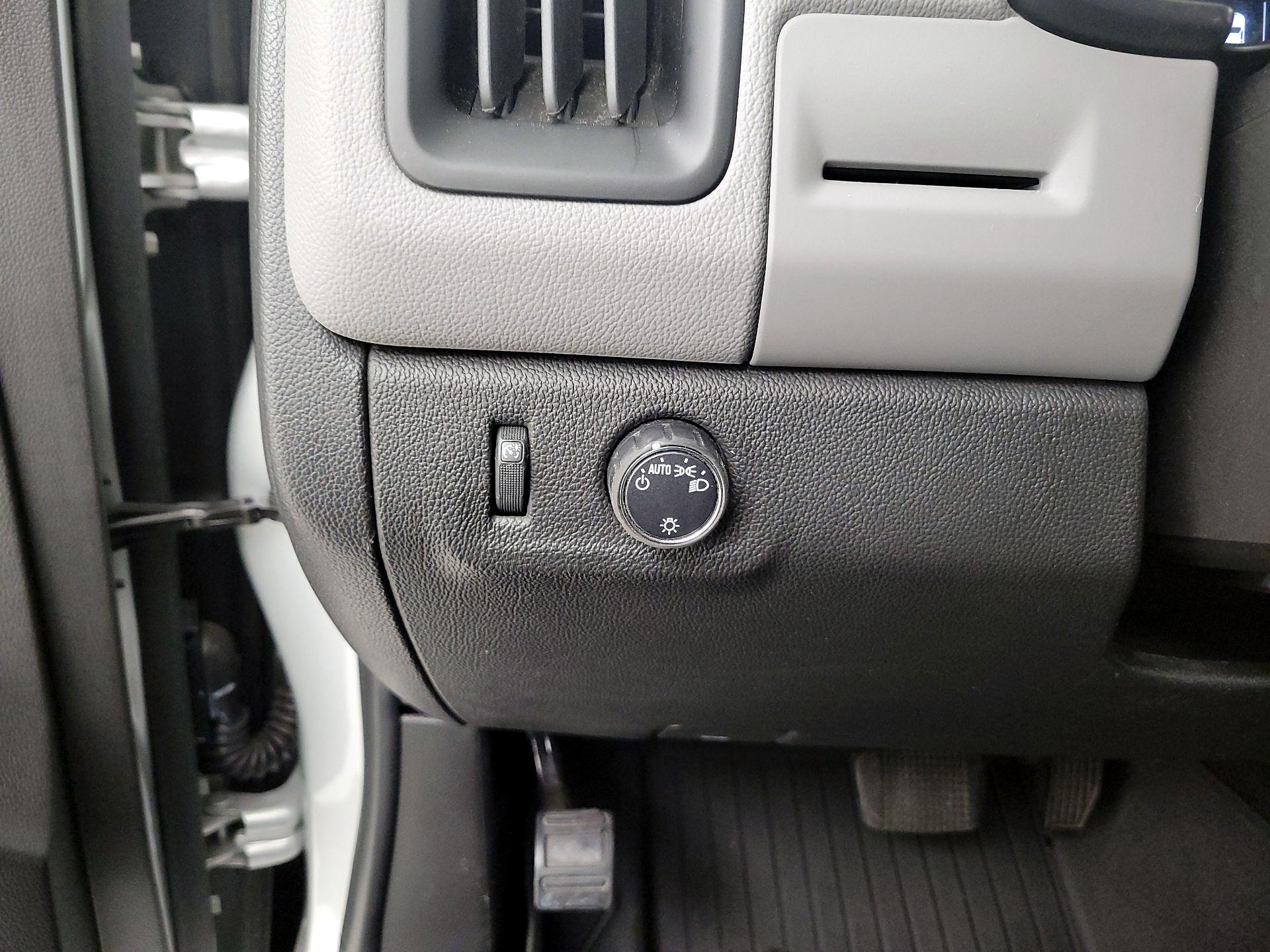 Thumbnail: 2017 Chevrolet Colorado - 13