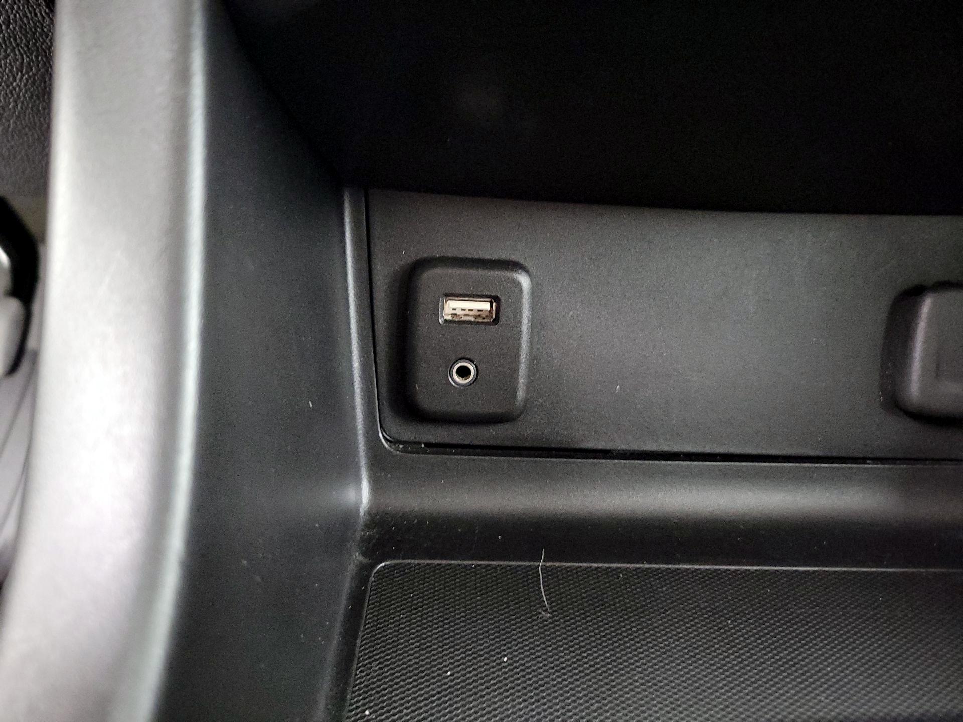 Thumbnail: 2017 Chevrolet Colorado - 18