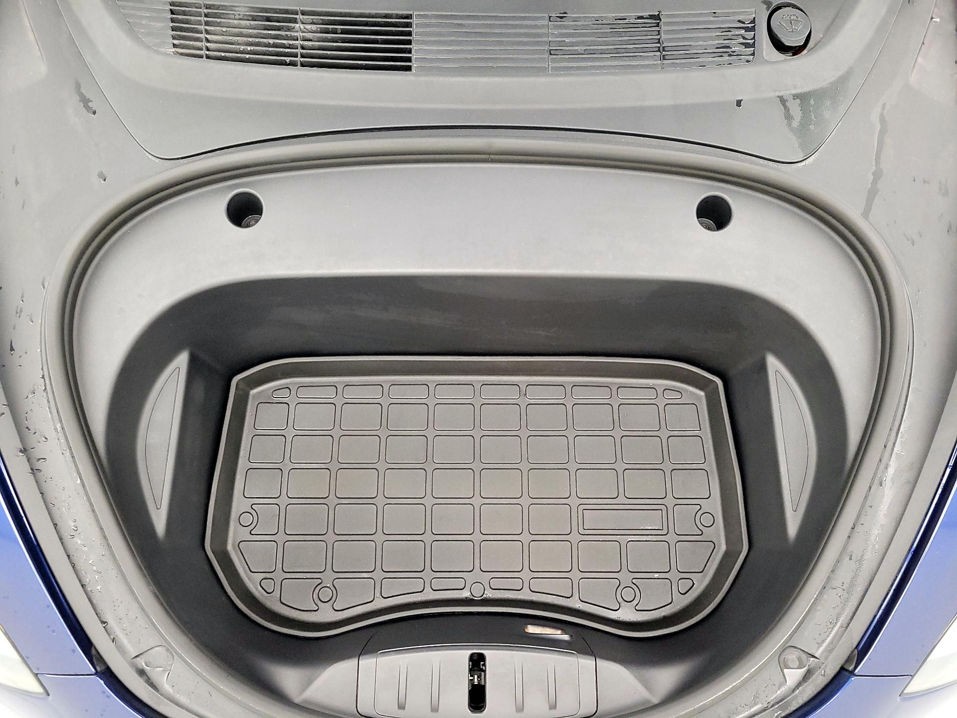 Thumbnail: 2023 Tesla Model 3 - 20