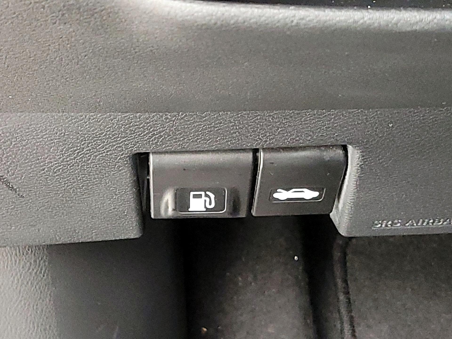 Thumbnail: 2021 Nissan Kicks - 13