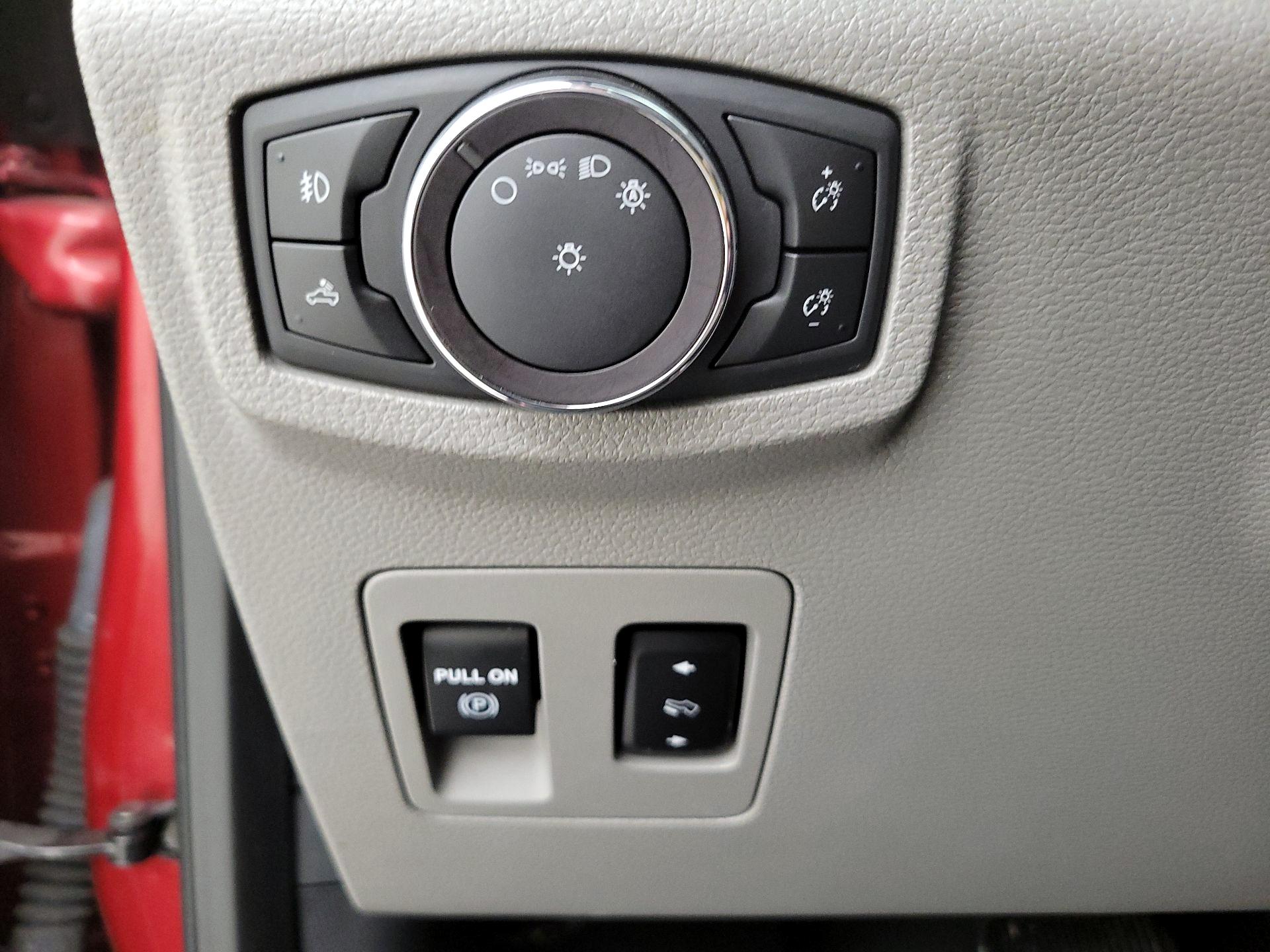 Thumbnail: 2019 Ford F-150 - 13