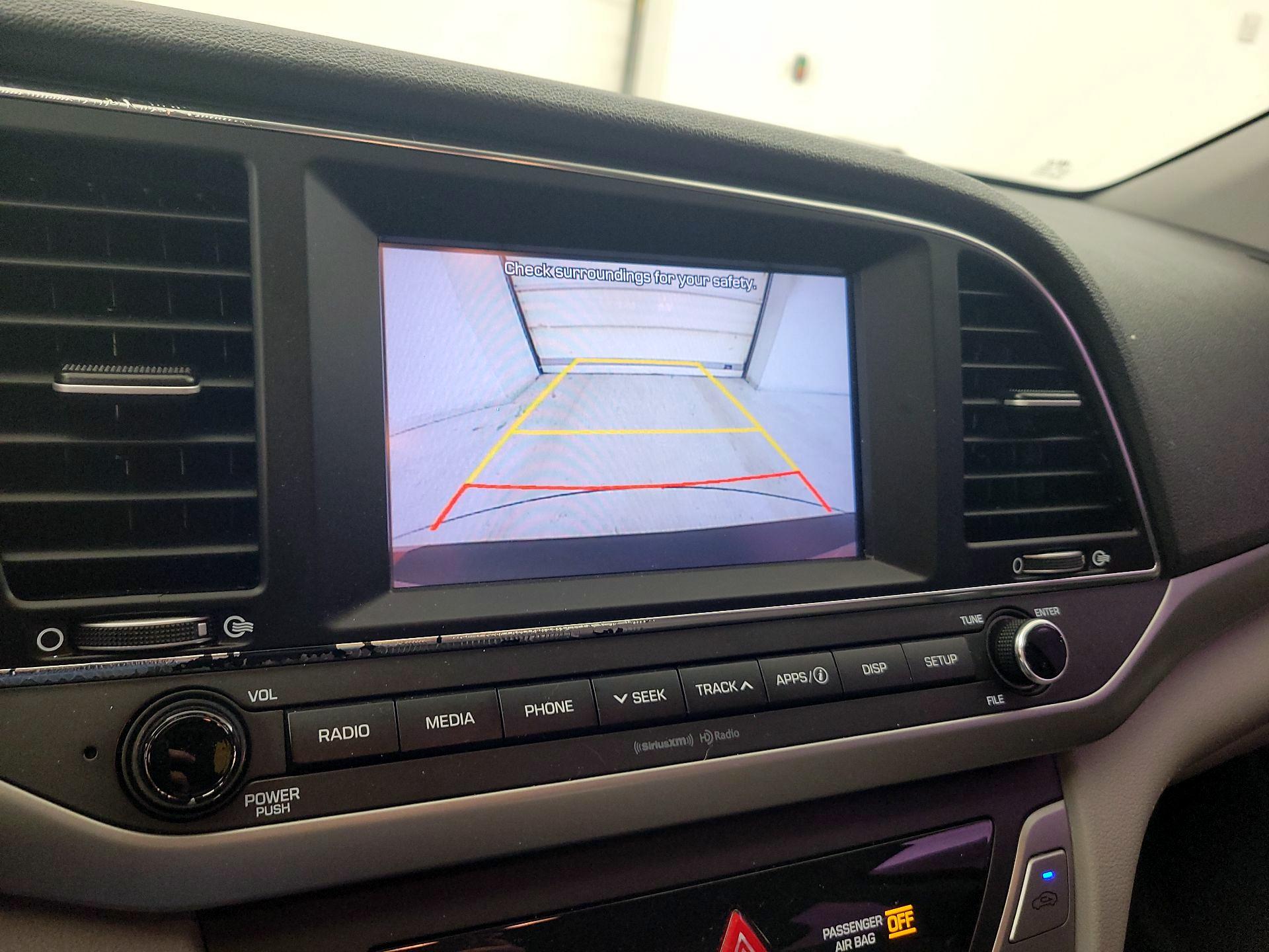 Thumbnail: 2017 Hyundai Elantra - 14