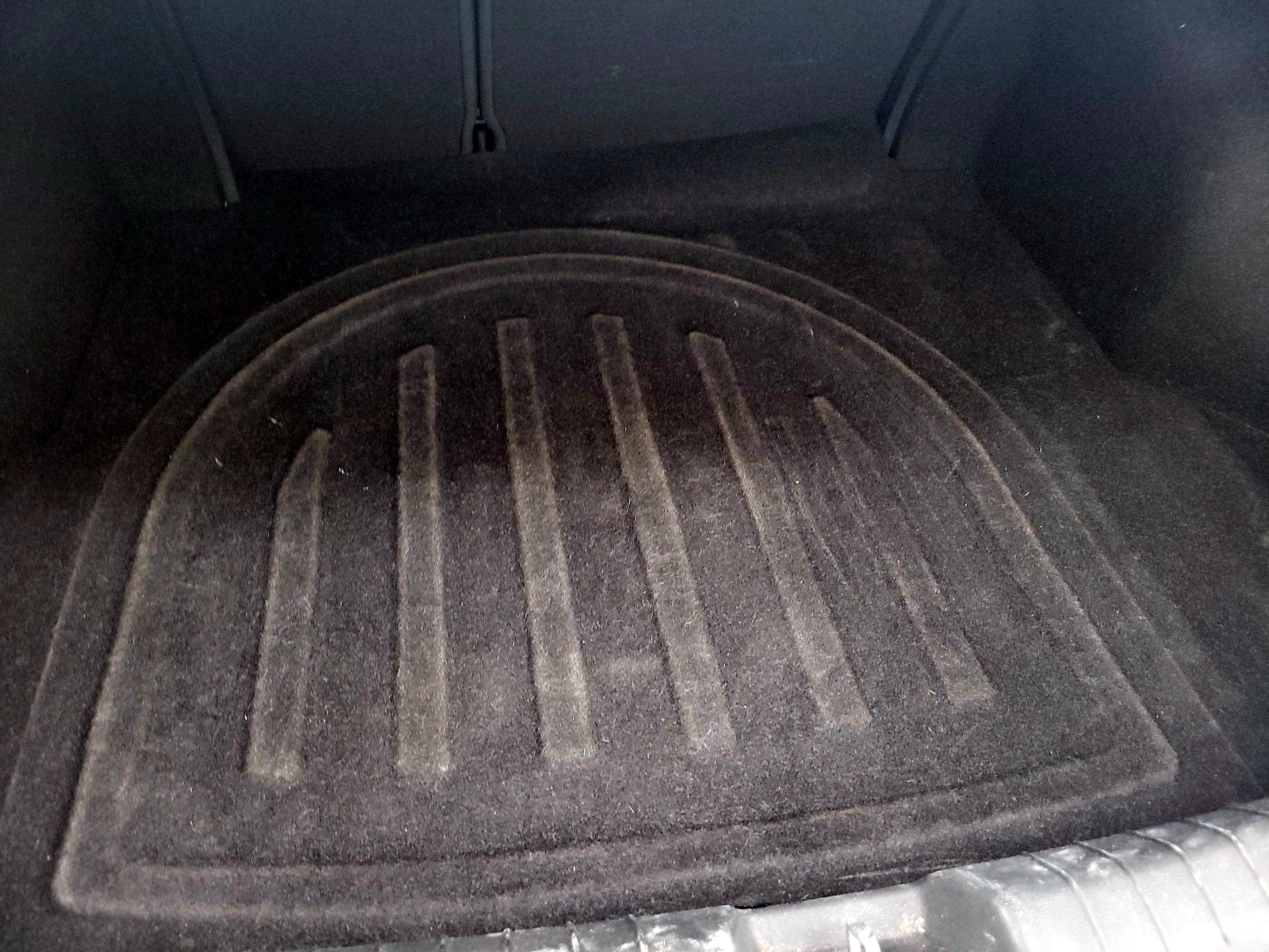 Thumbnail: 2017 Hyundai Elantra - 20