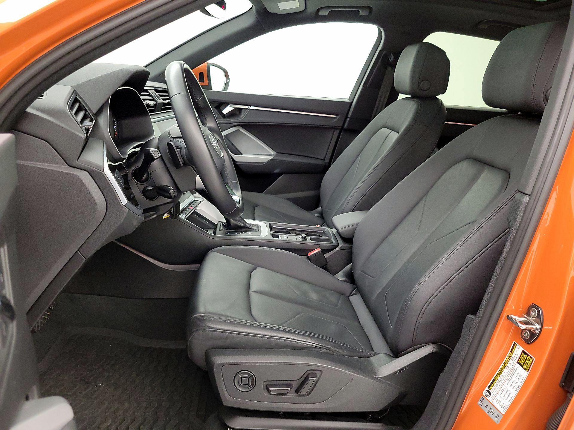 Thumbnail: 2022 Audi Q3 - 11