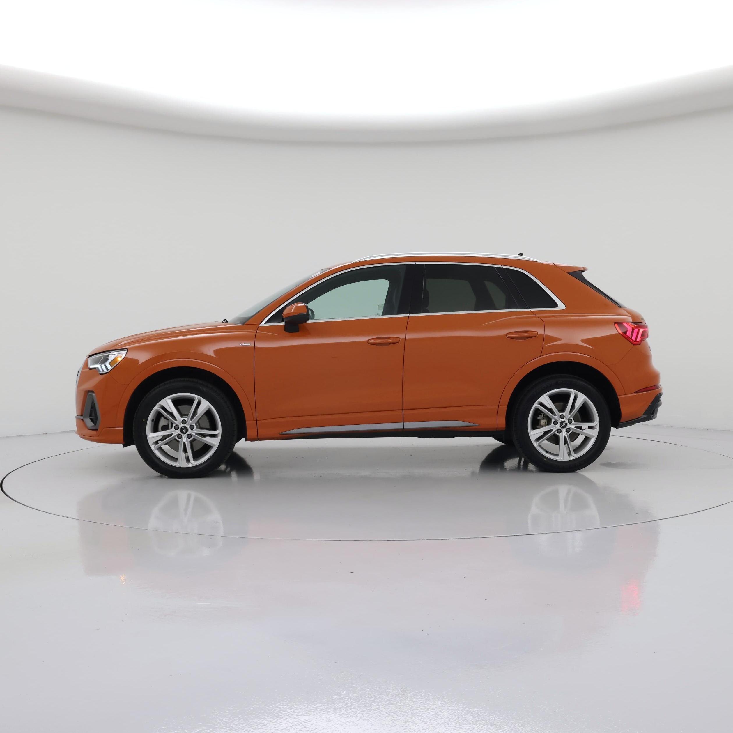Thumbnail: 2022 Audi Q3 - 3