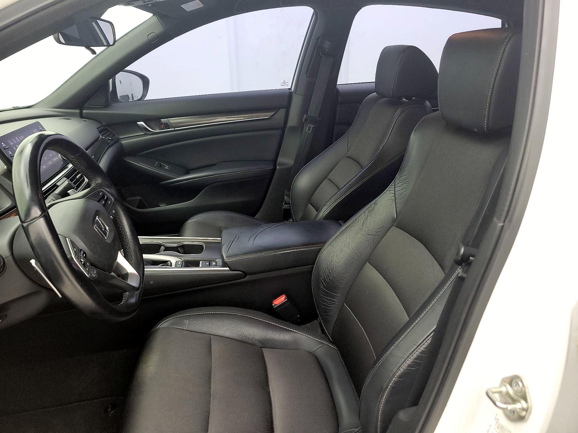 Thumbnail: 2018 Honda Accord - 11