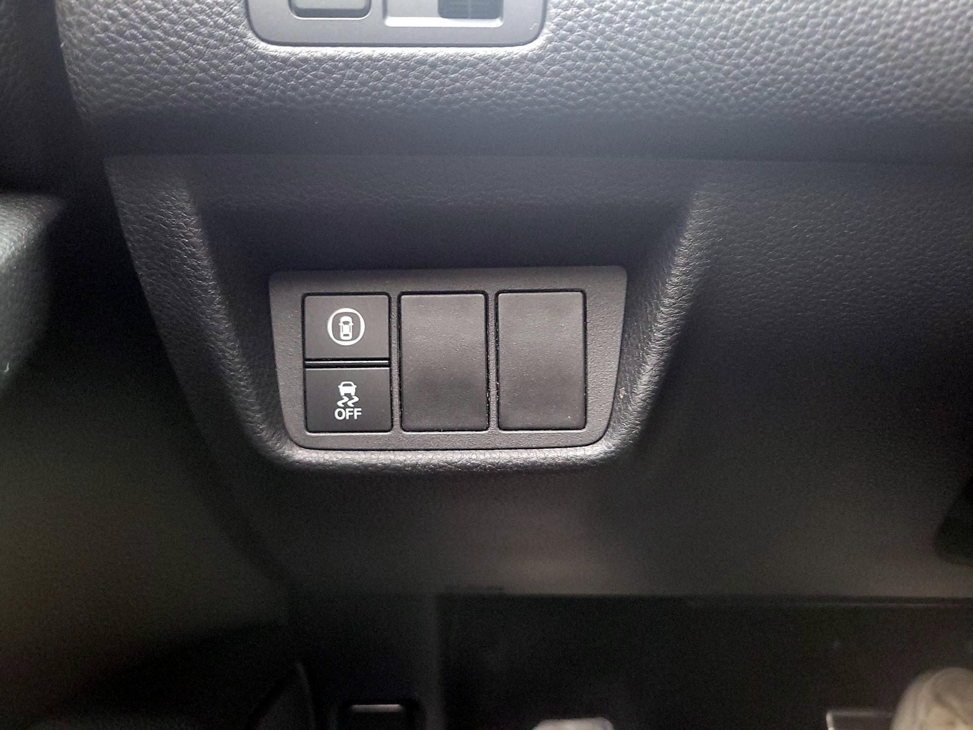 Thumbnail: 2018 Honda Accord - 13