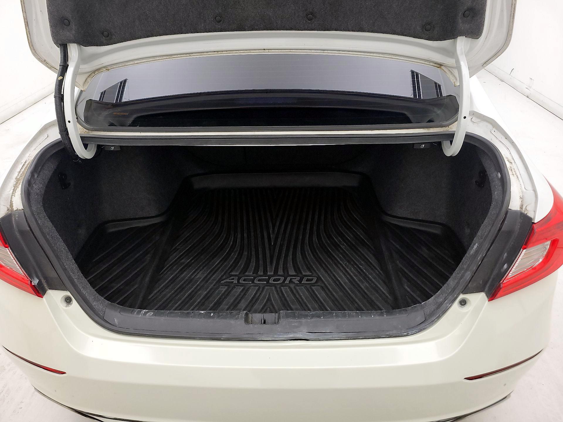 Thumbnail: 2018 Honda Accord - 20