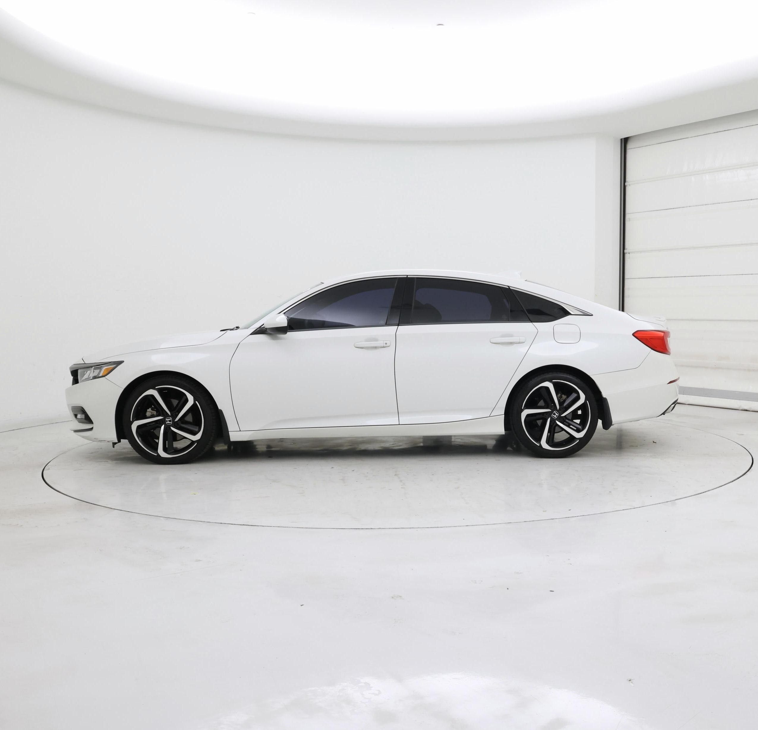 Thumbnail: 2018 Honda Accord - 3