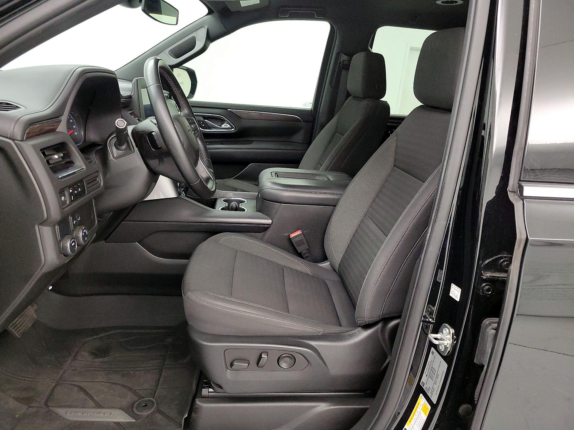 Thumbnail: 2023 Chevrolet Tahoe - 11