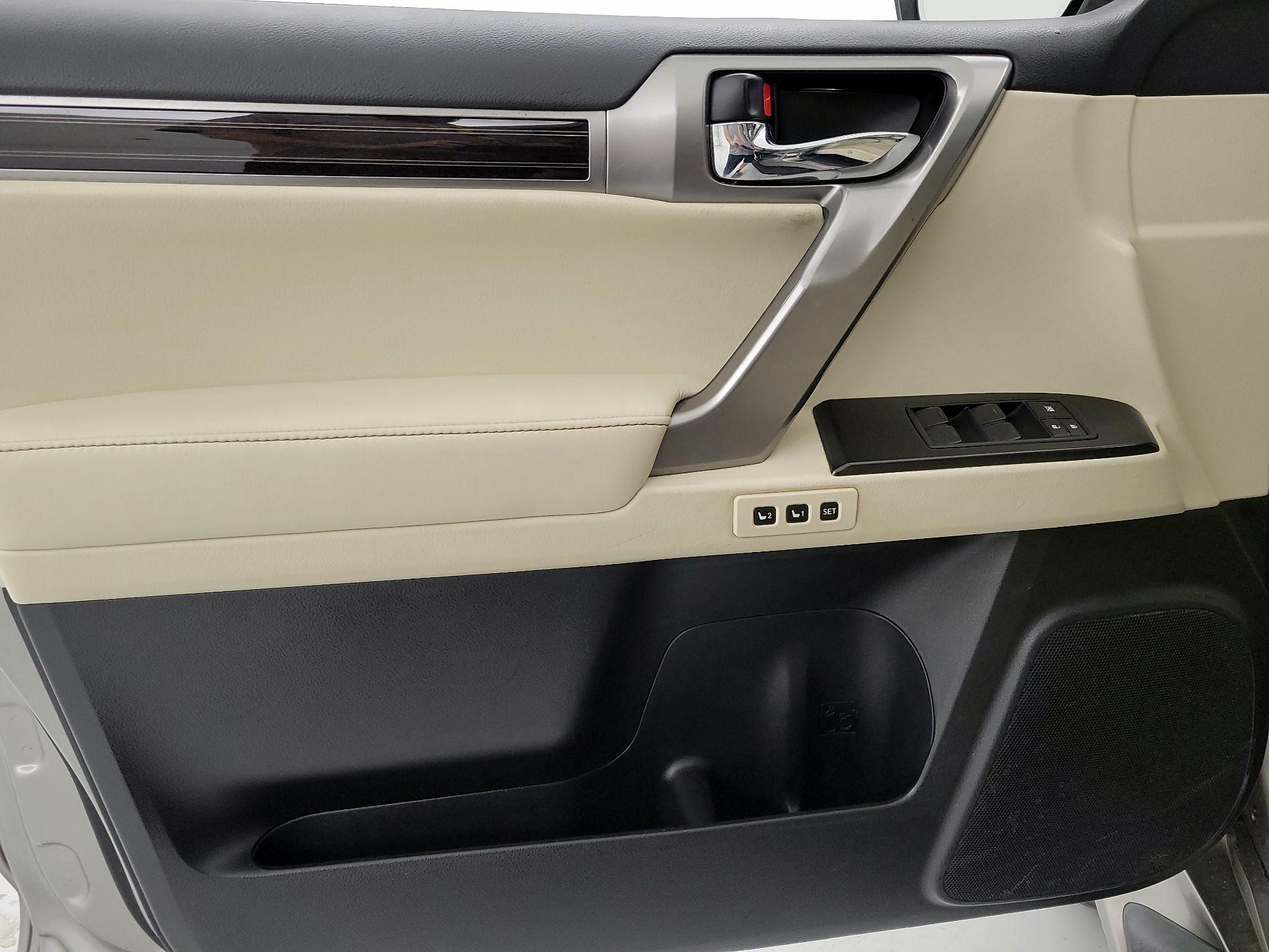 Thumbnail: 2022 Lexus GX - 12