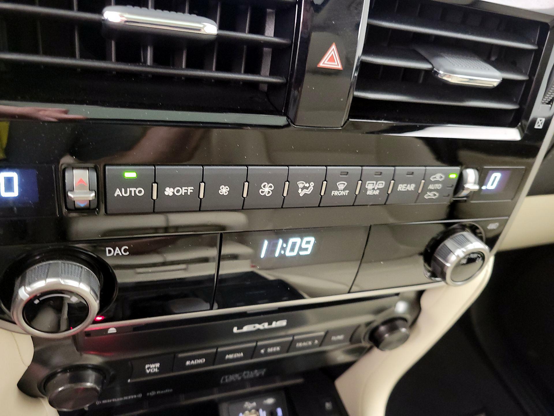 Thumbnail: 2022 Lexus GX - 17