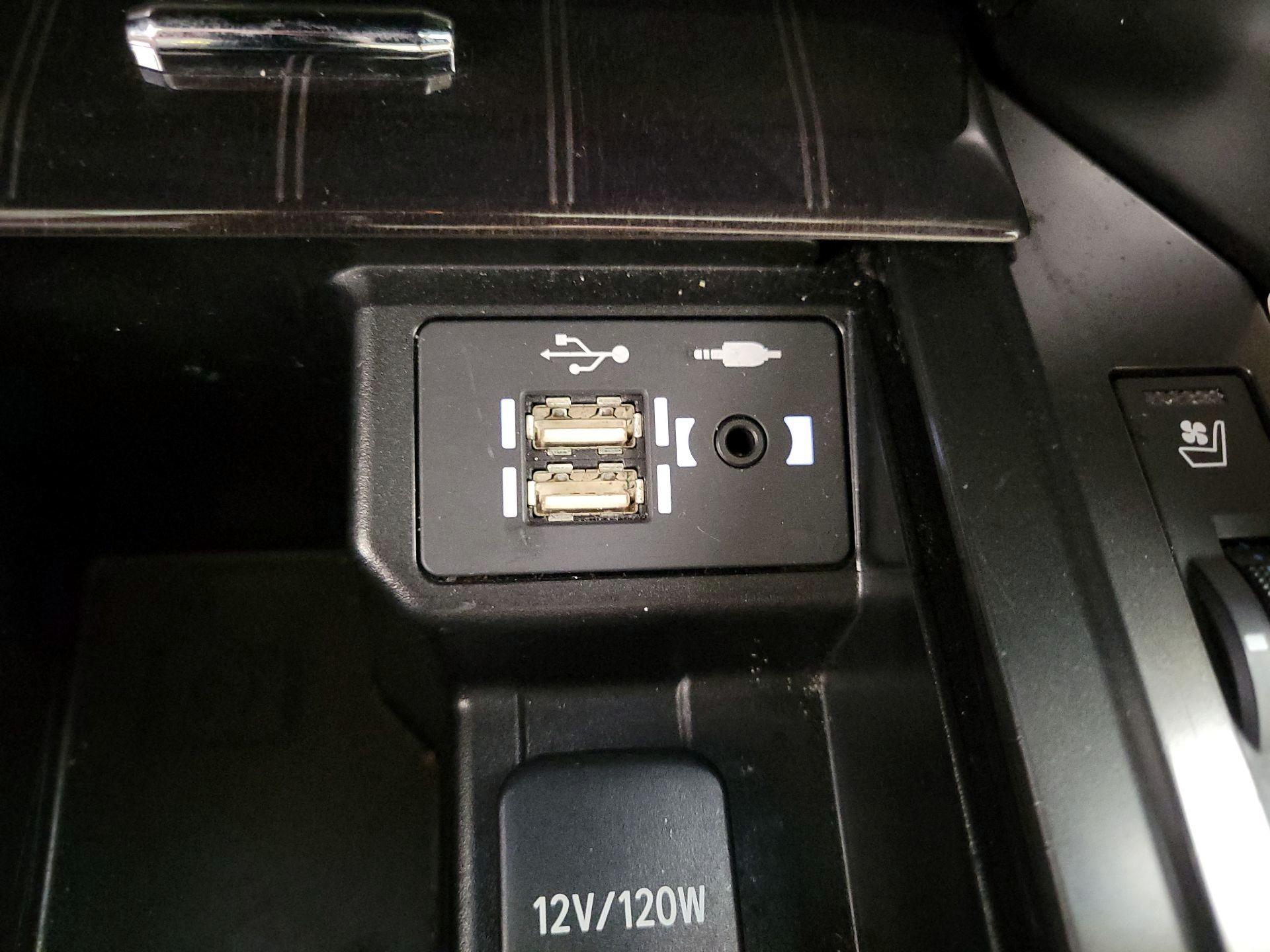 Thumbnail: 2022 Lexus GX - 19