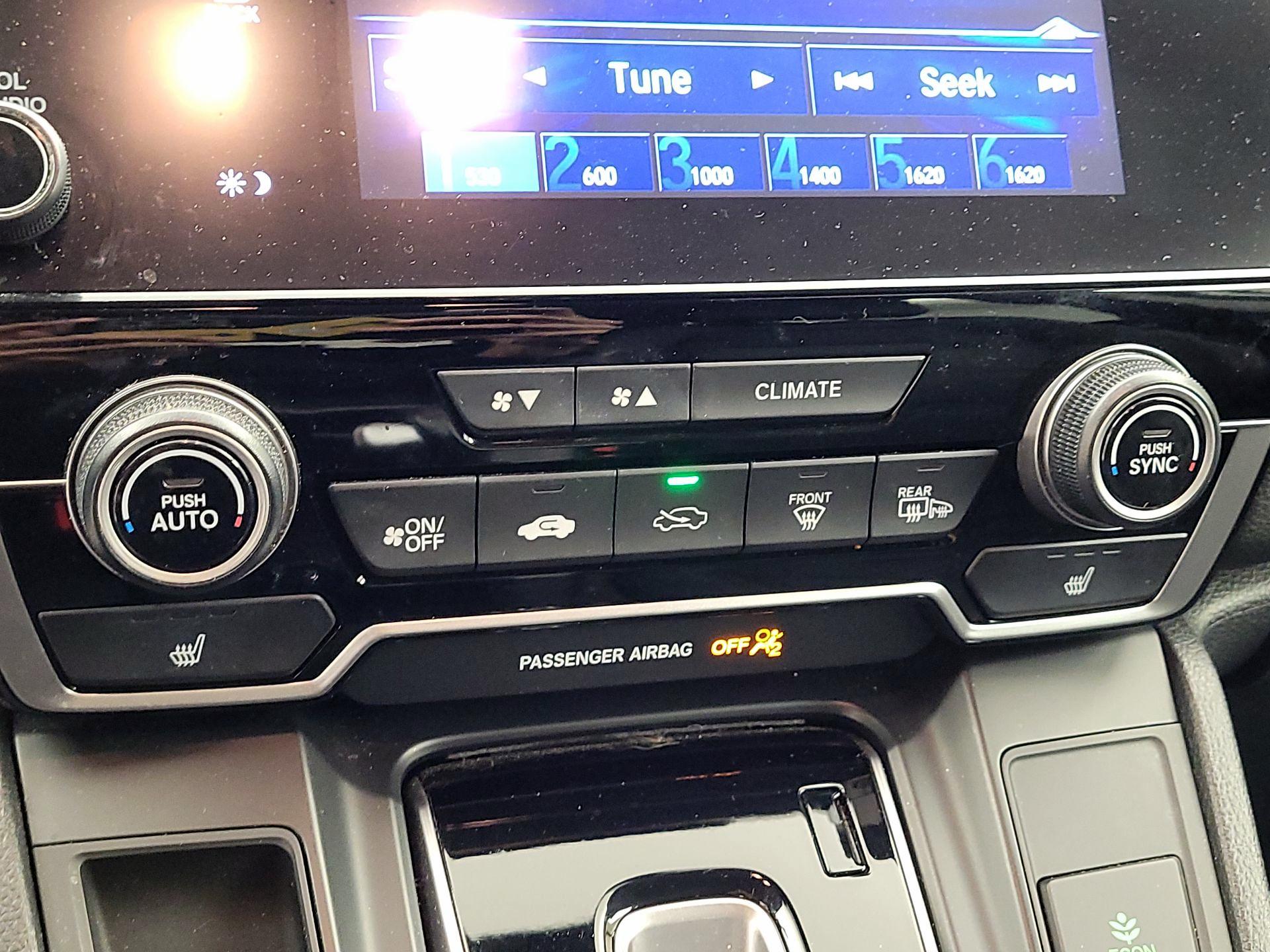 Thumbnail: 2017 Honda CR-V - 16