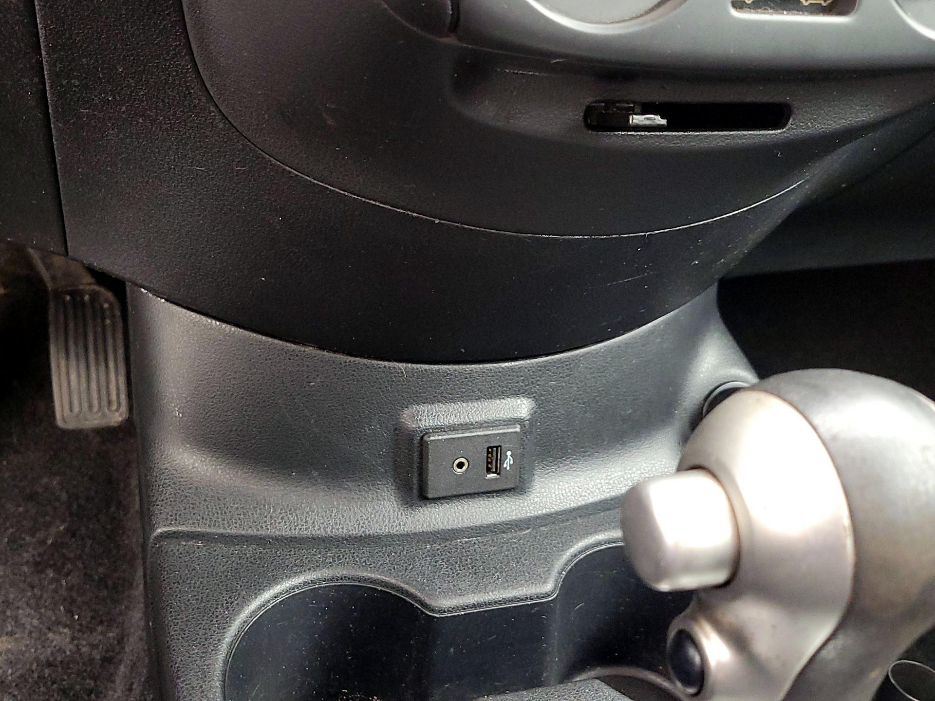 Thumbnail: 2017 Nissan Versa - 17