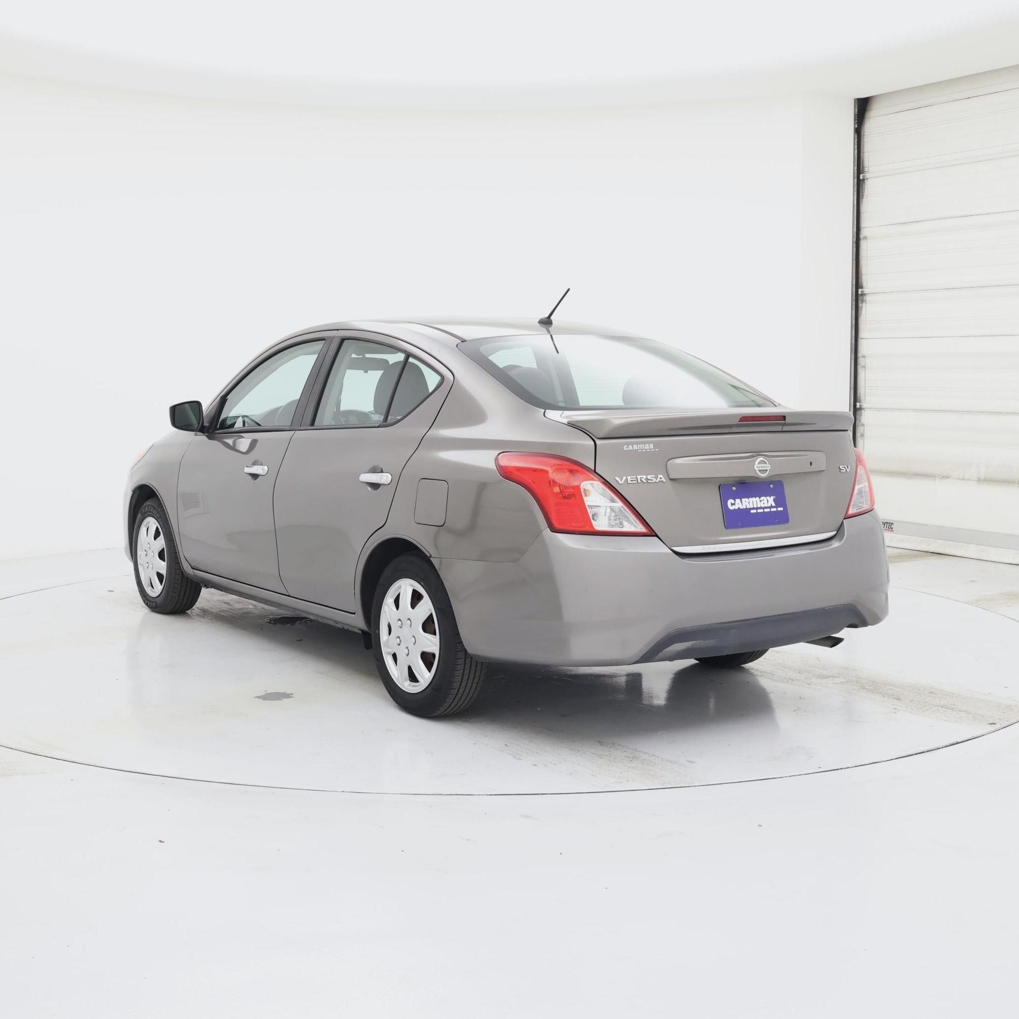 Thumbnail: 2017 Nissan Versa - 2